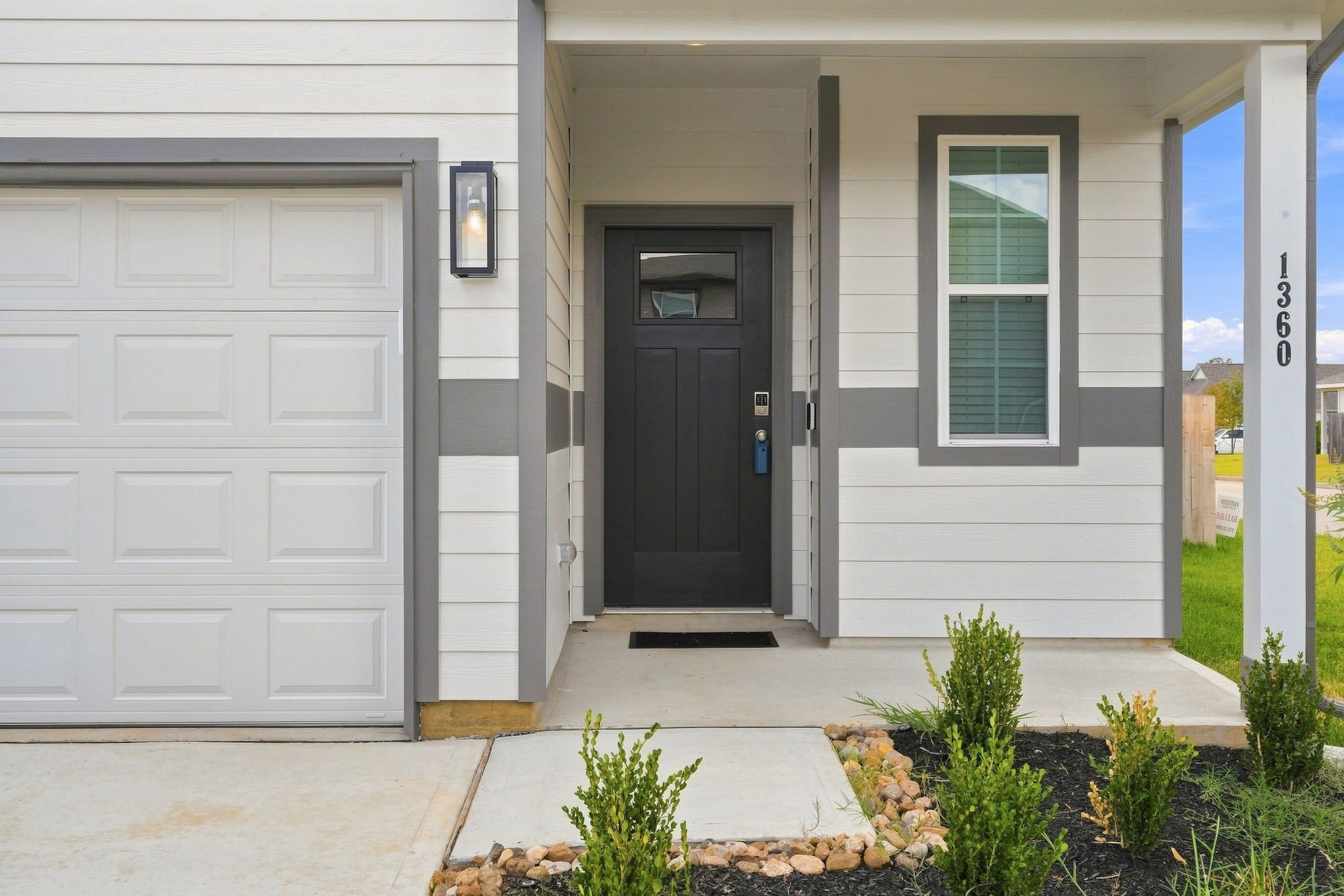 1360 Mount Blanc Path Property Photo 3