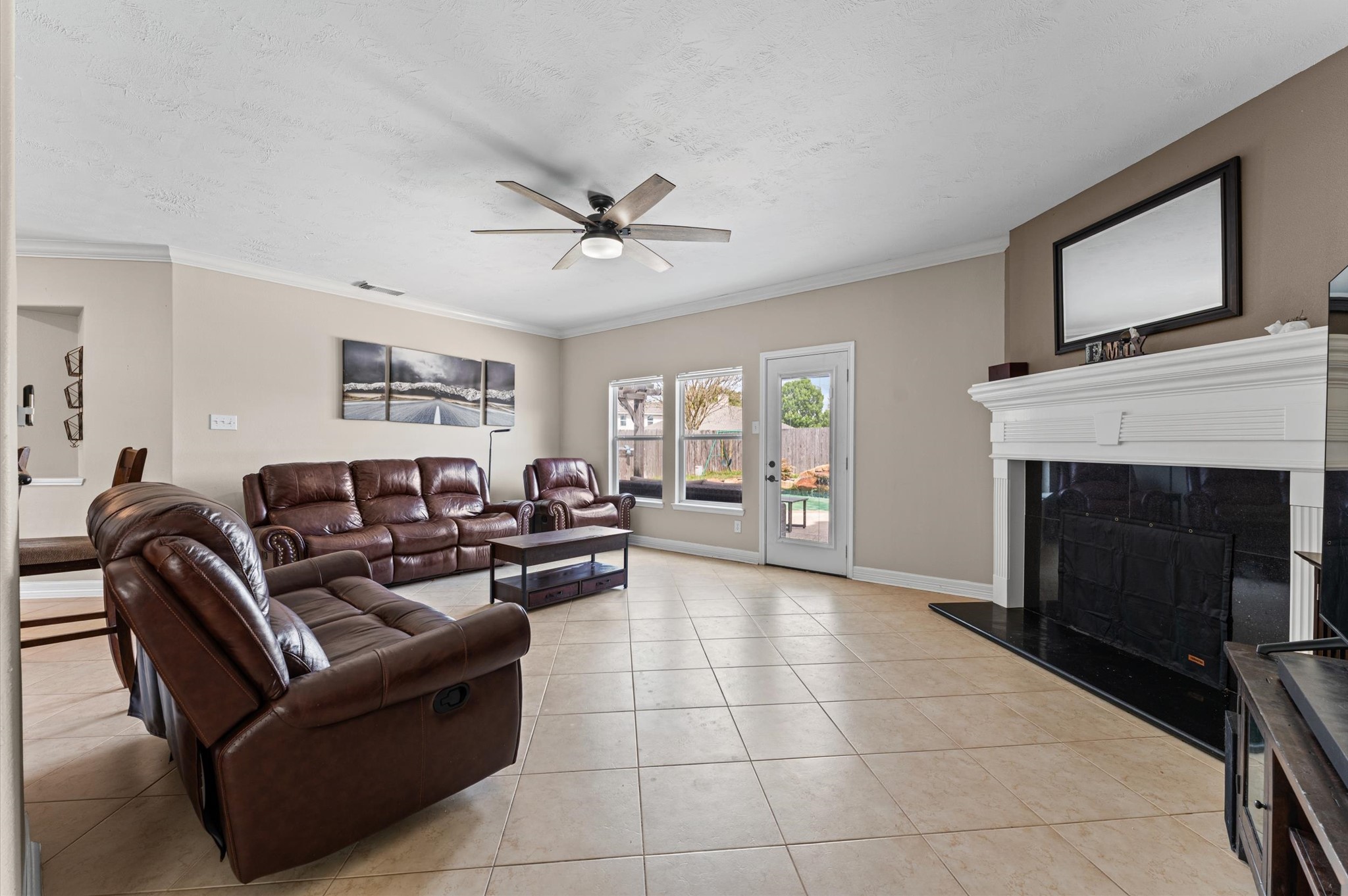 25806 Chapman Falls Drive Property Photo 10