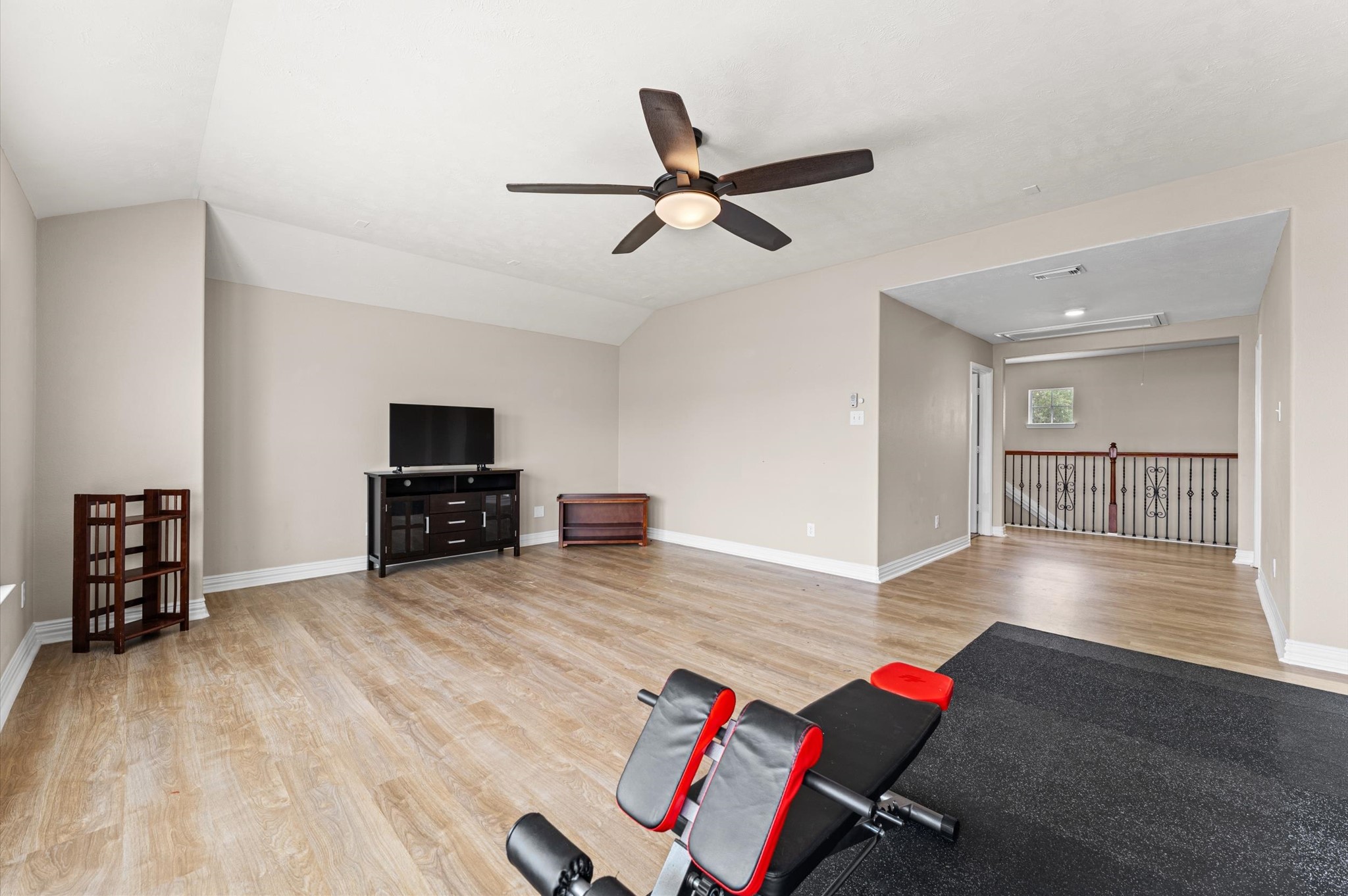 25806 Chapman Falls Drive Property Photo 15