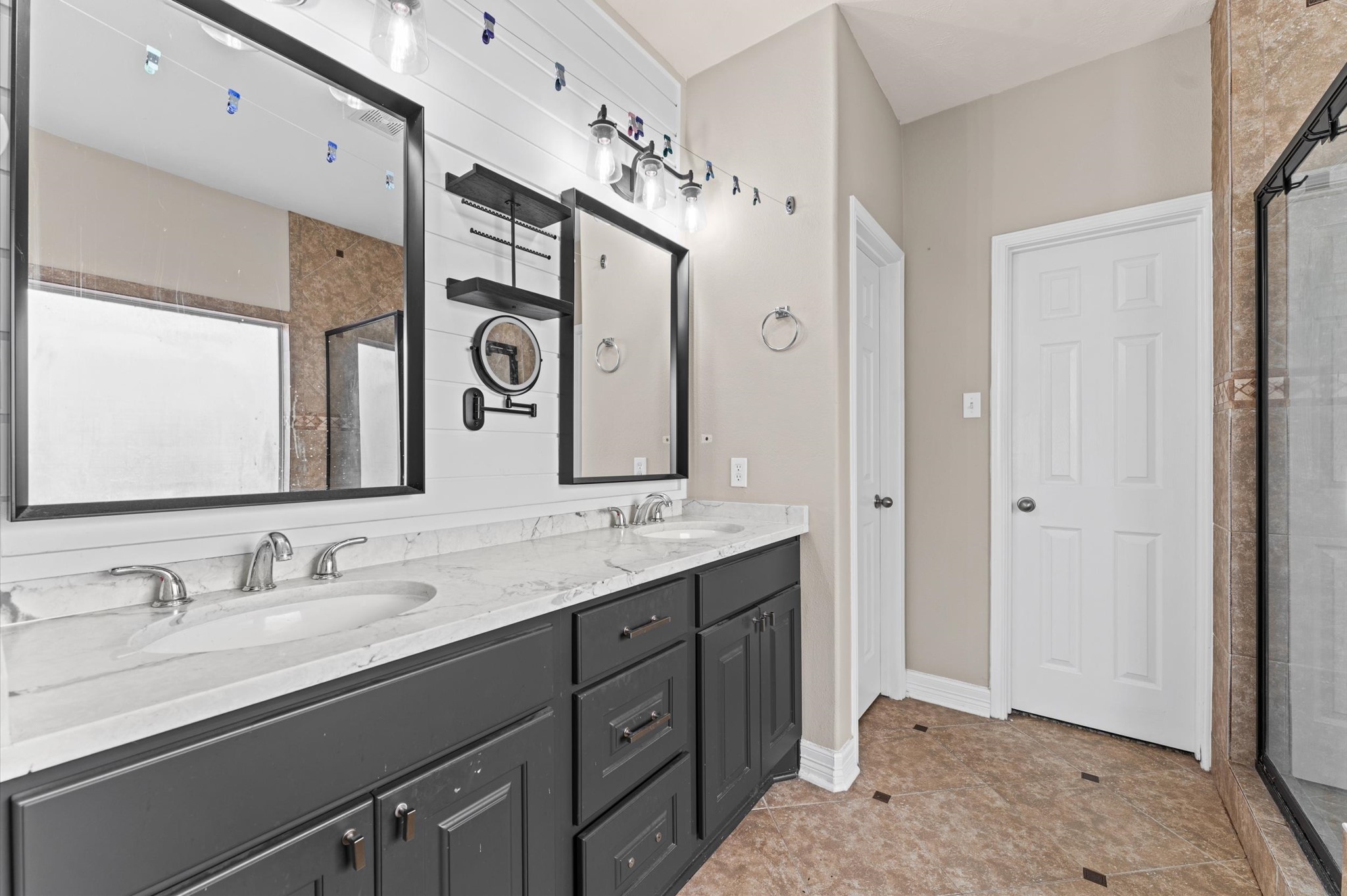 25806 Chapman Falls Drive Property Photo 22
