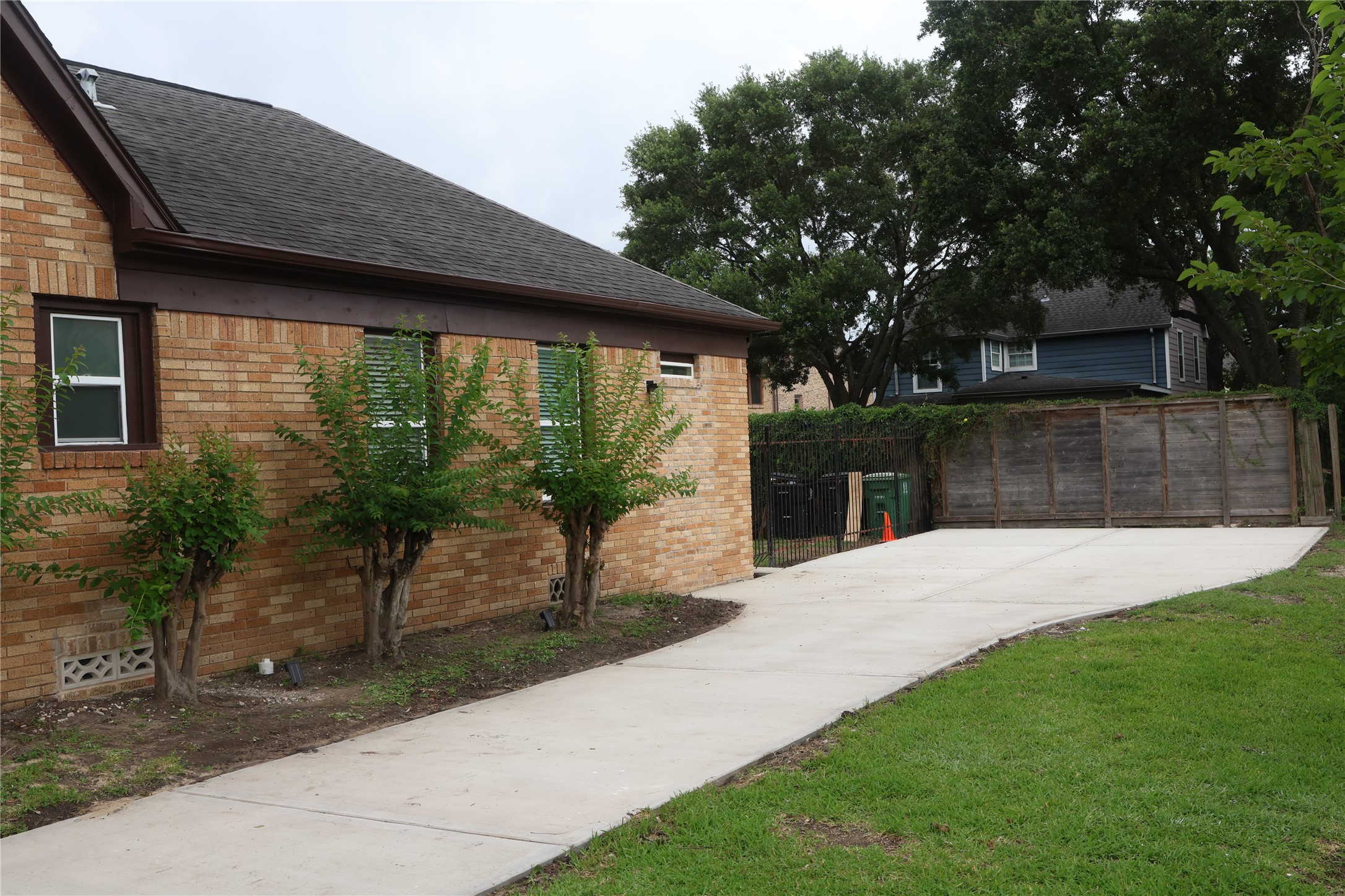 3121 Southmore Boulevard Property Photo 14