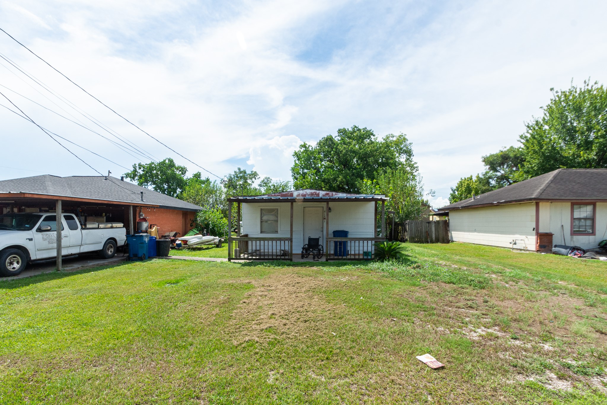414 Avenue H Property Photo 9