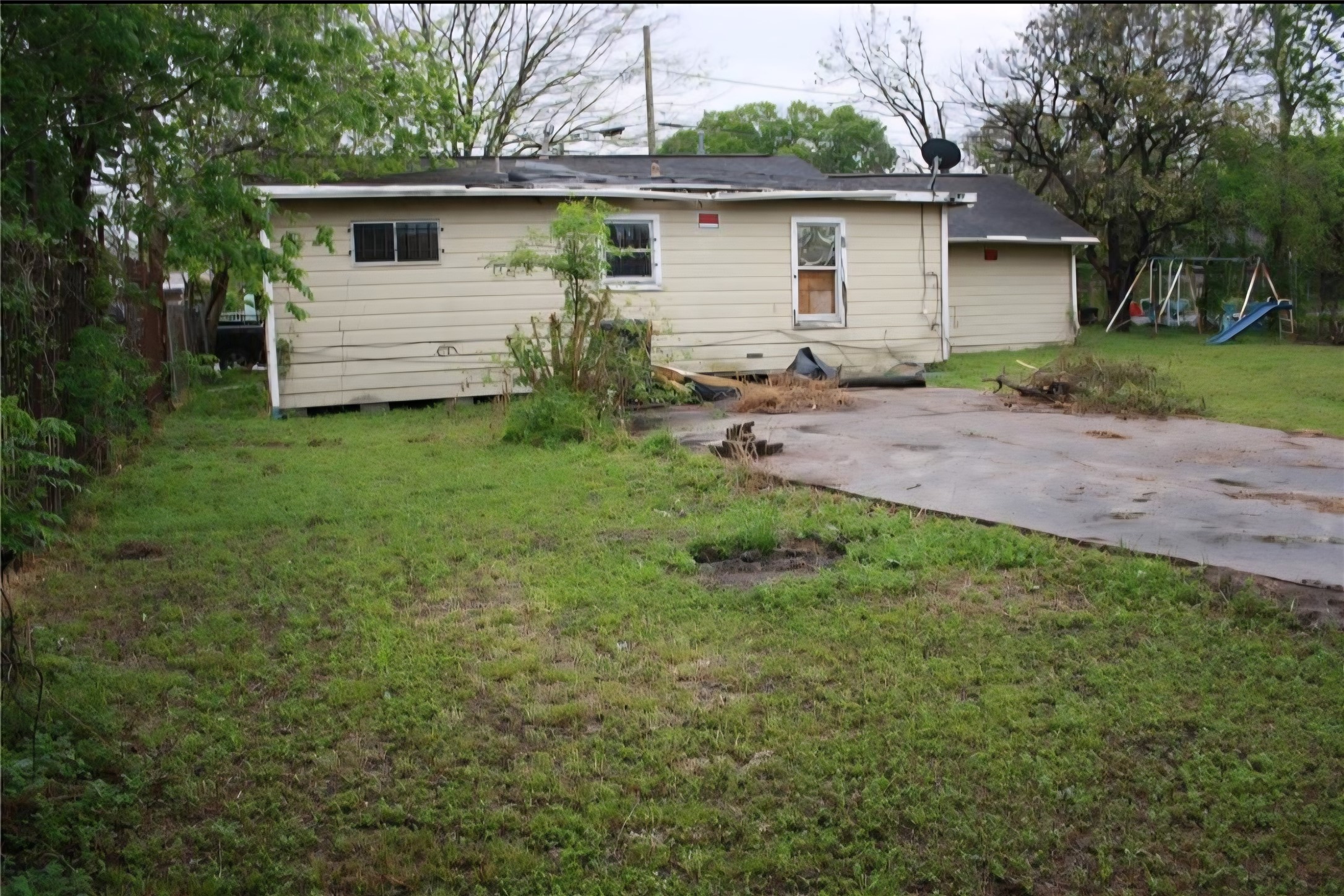 1403 E 36th Street Property Photo 3