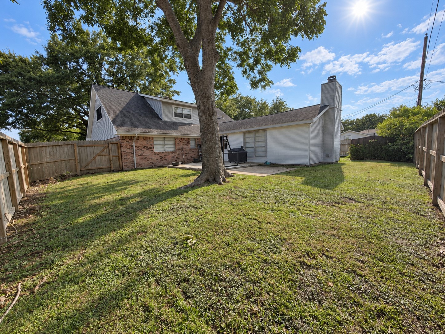 1022 Grace Street Property Photo 4