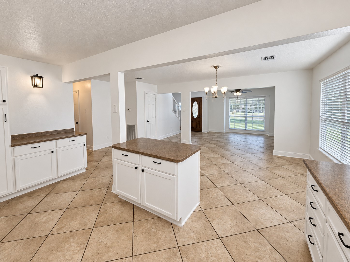 1022 Grace Street Property Photo 10