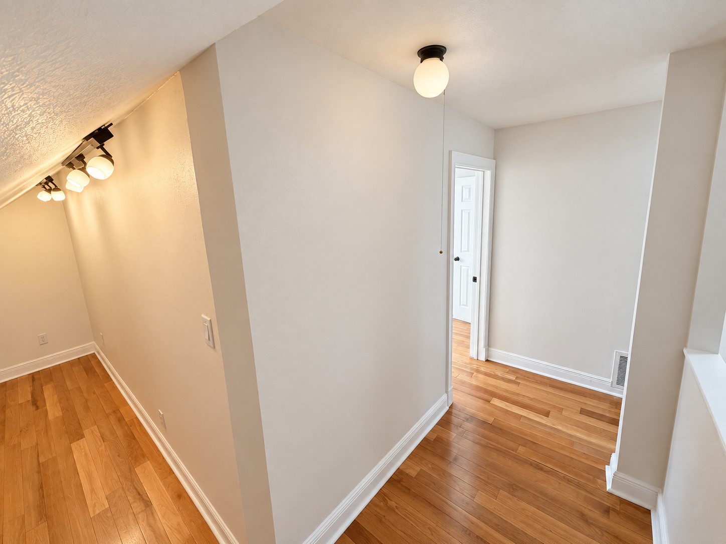 1022 Grace Street Property Photo 24