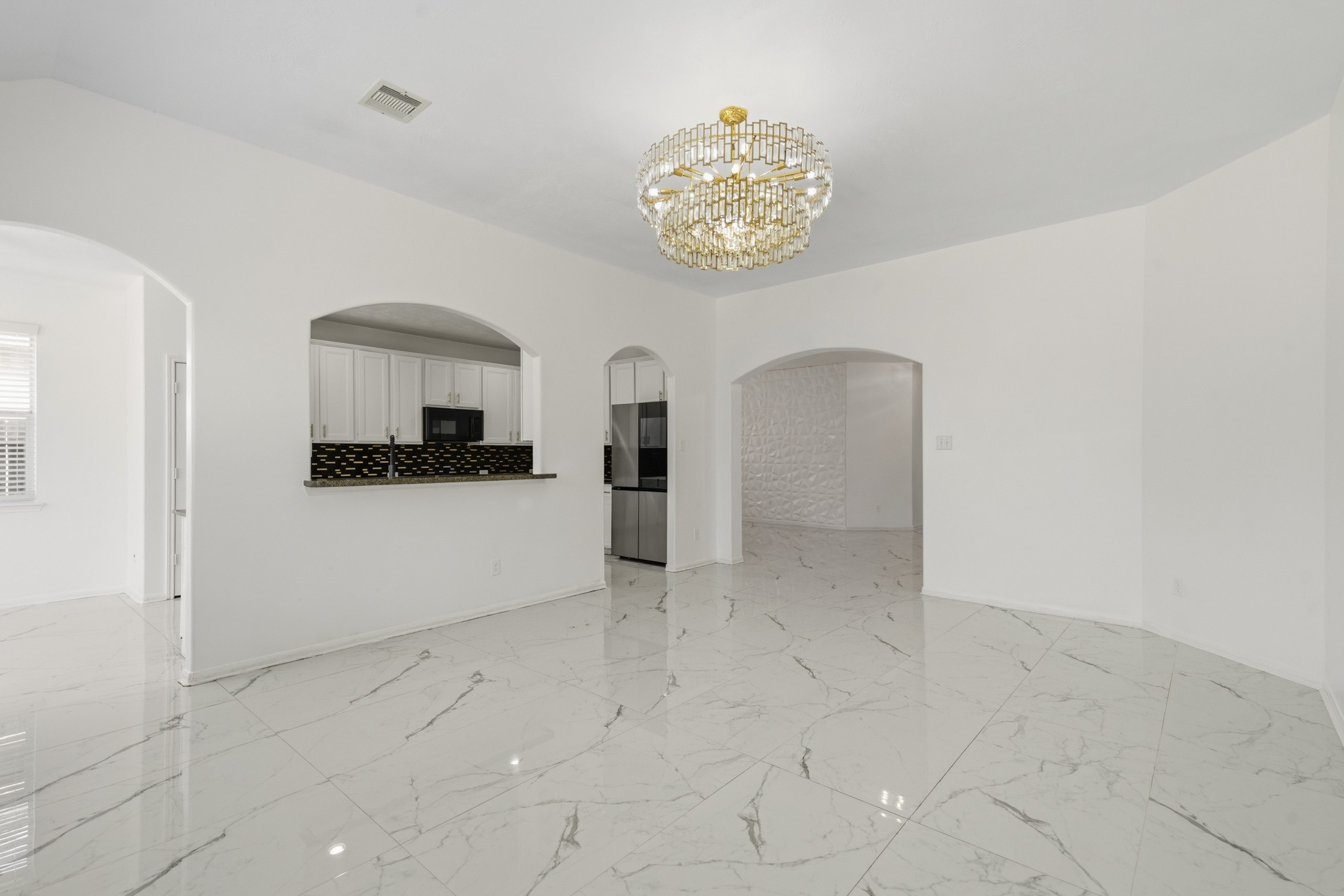 21635 Alta Peak Way Property Photo 16
