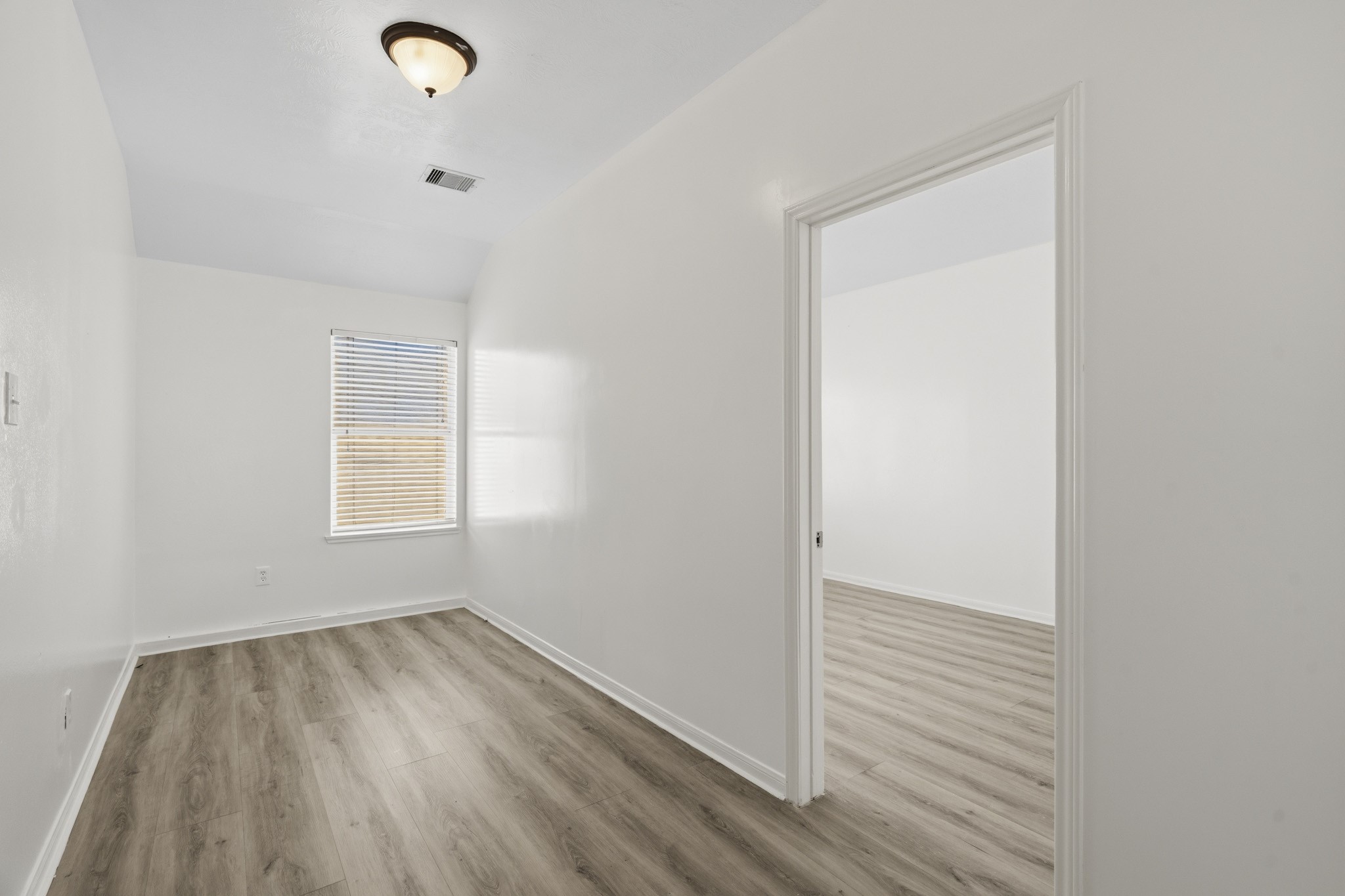 21635 Alta Peak Way Property Photo 25