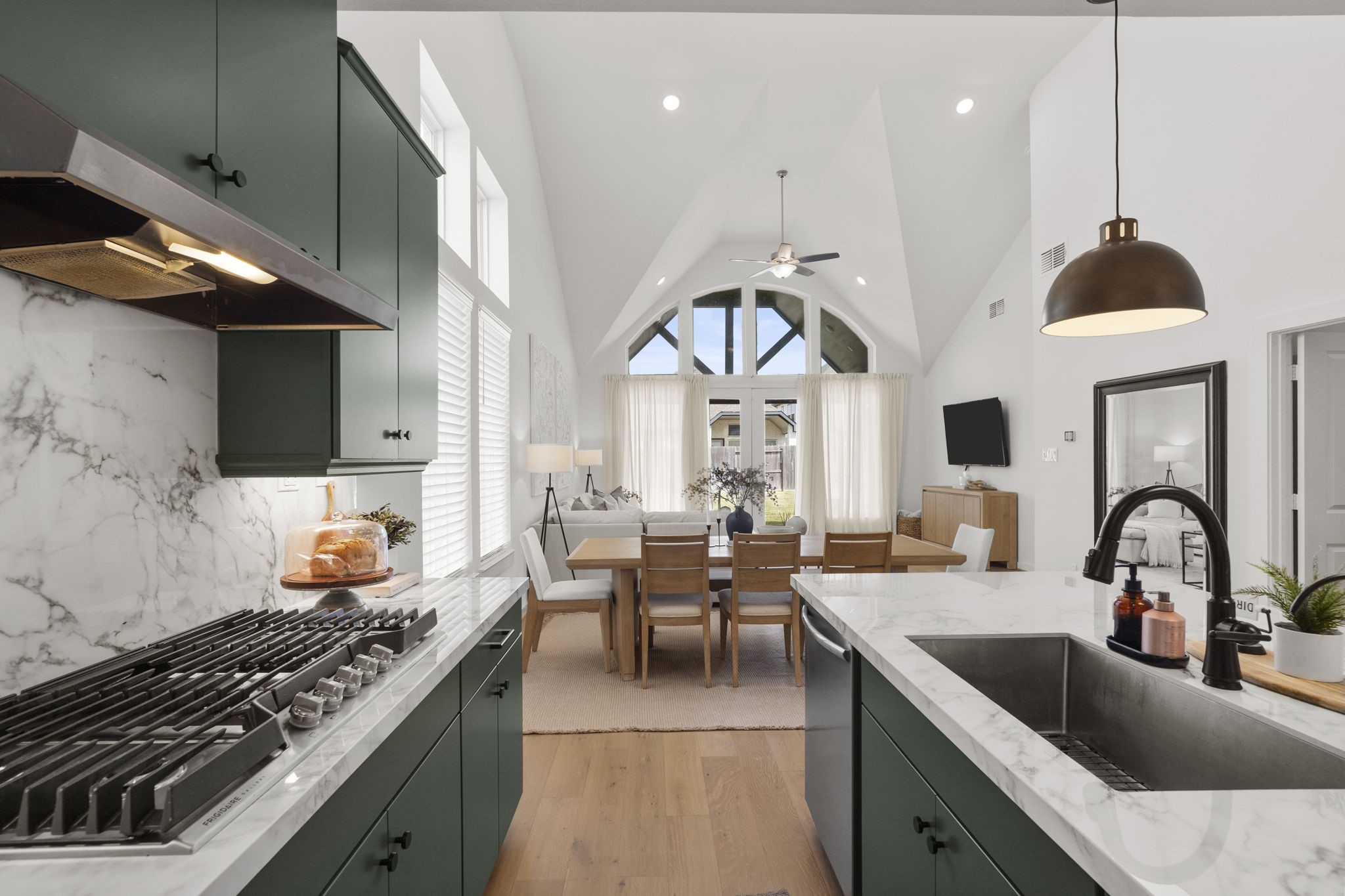 10619 Hidden Rock Drive Property Photo 2