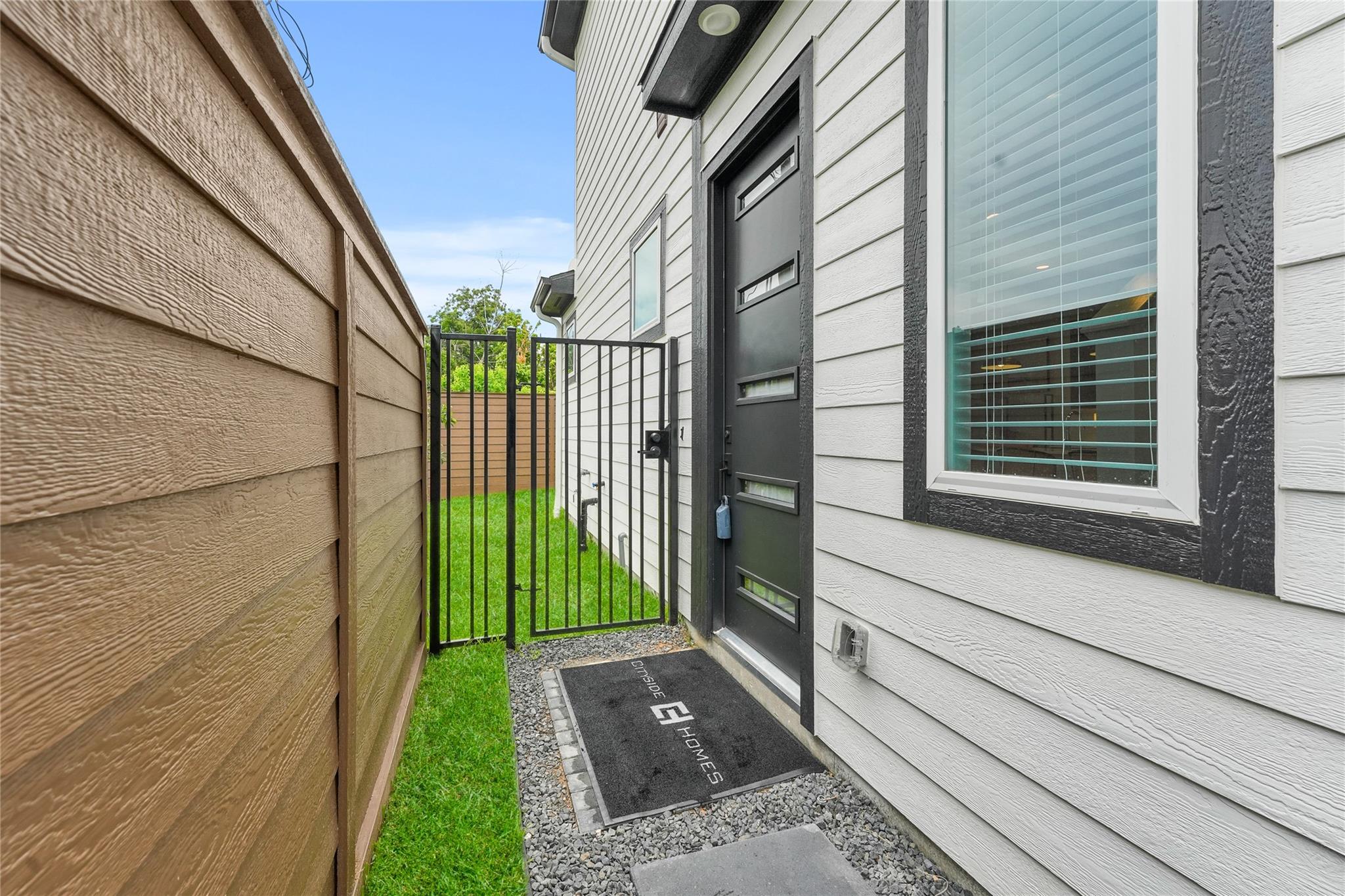 2106 Dewalt Street A Property Photo 5