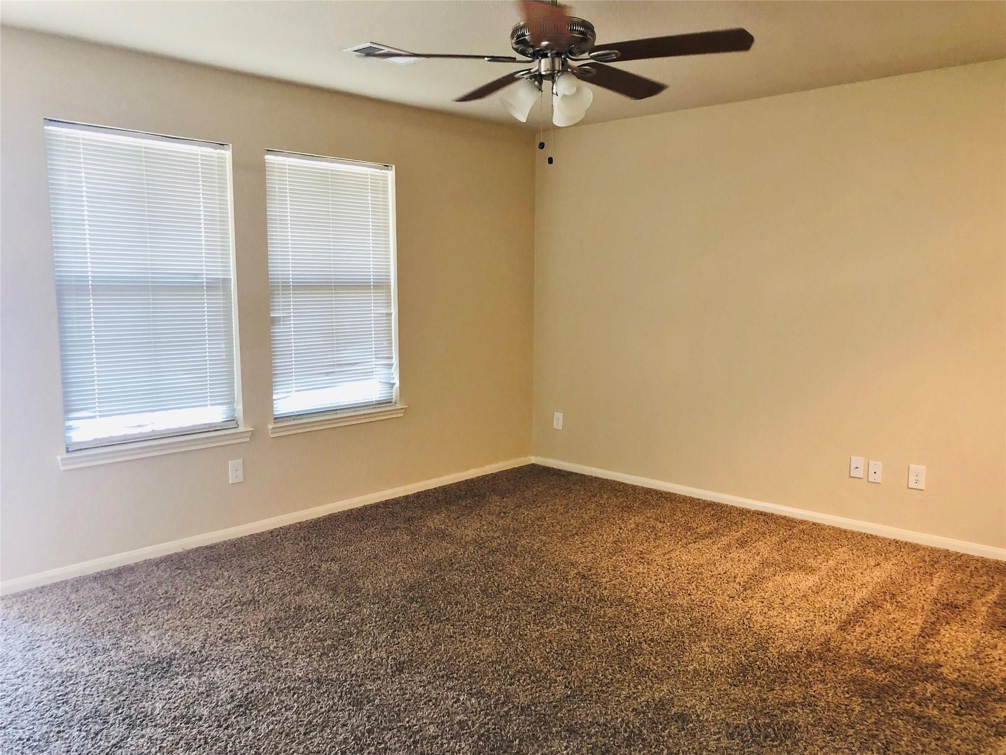 2512 S Houston Avenue D Property Photo 12