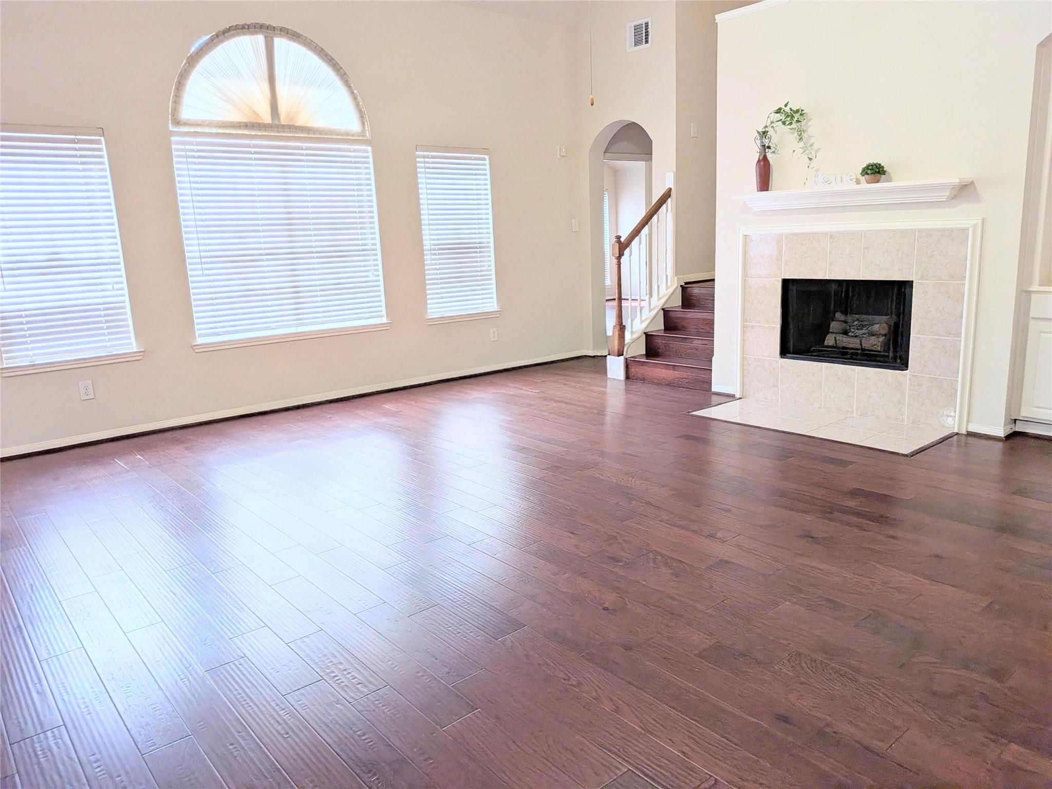 14411 Berrington Drive Property Photo 5