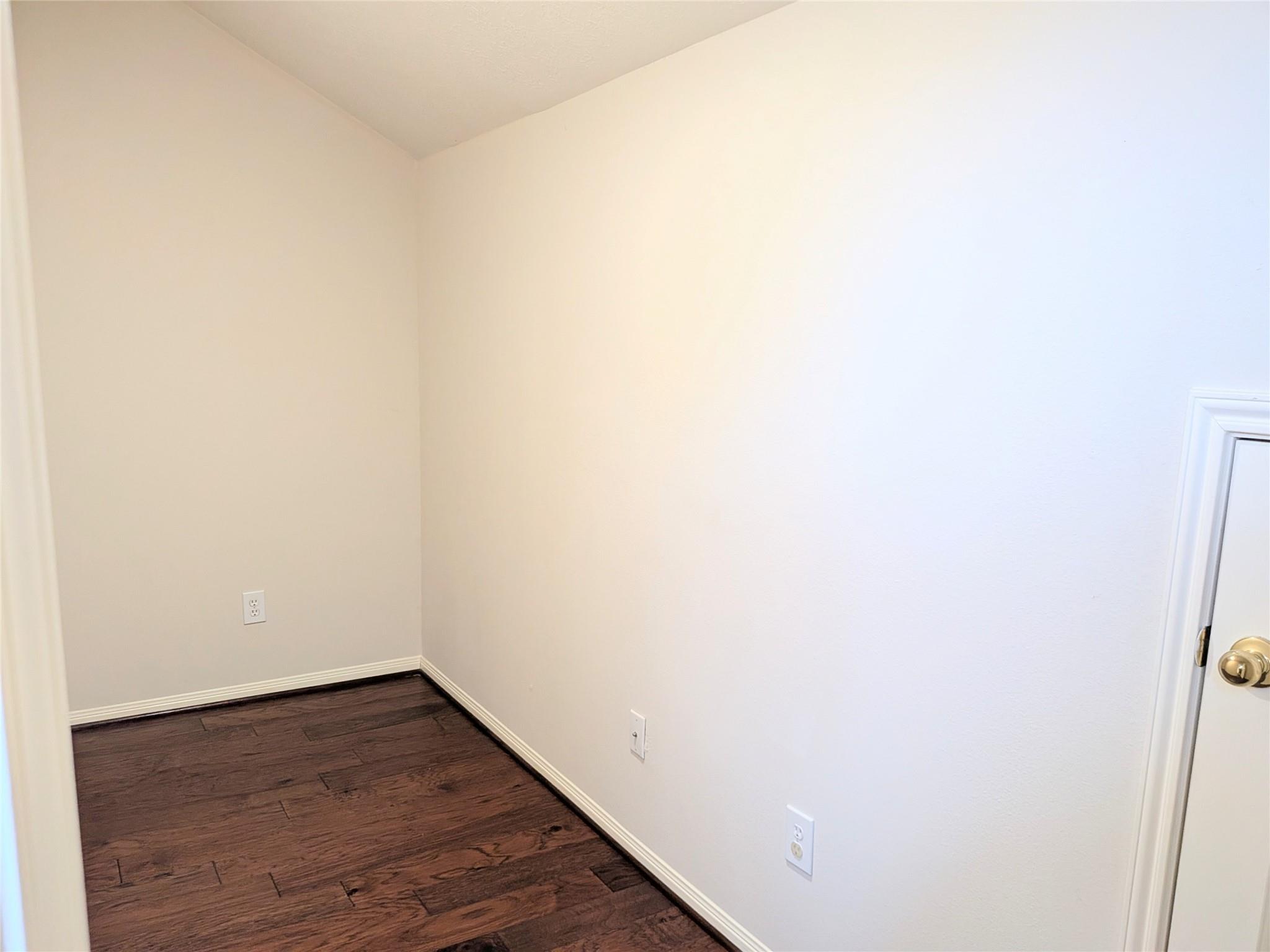 14411 Berrington Drive Property Photo 17