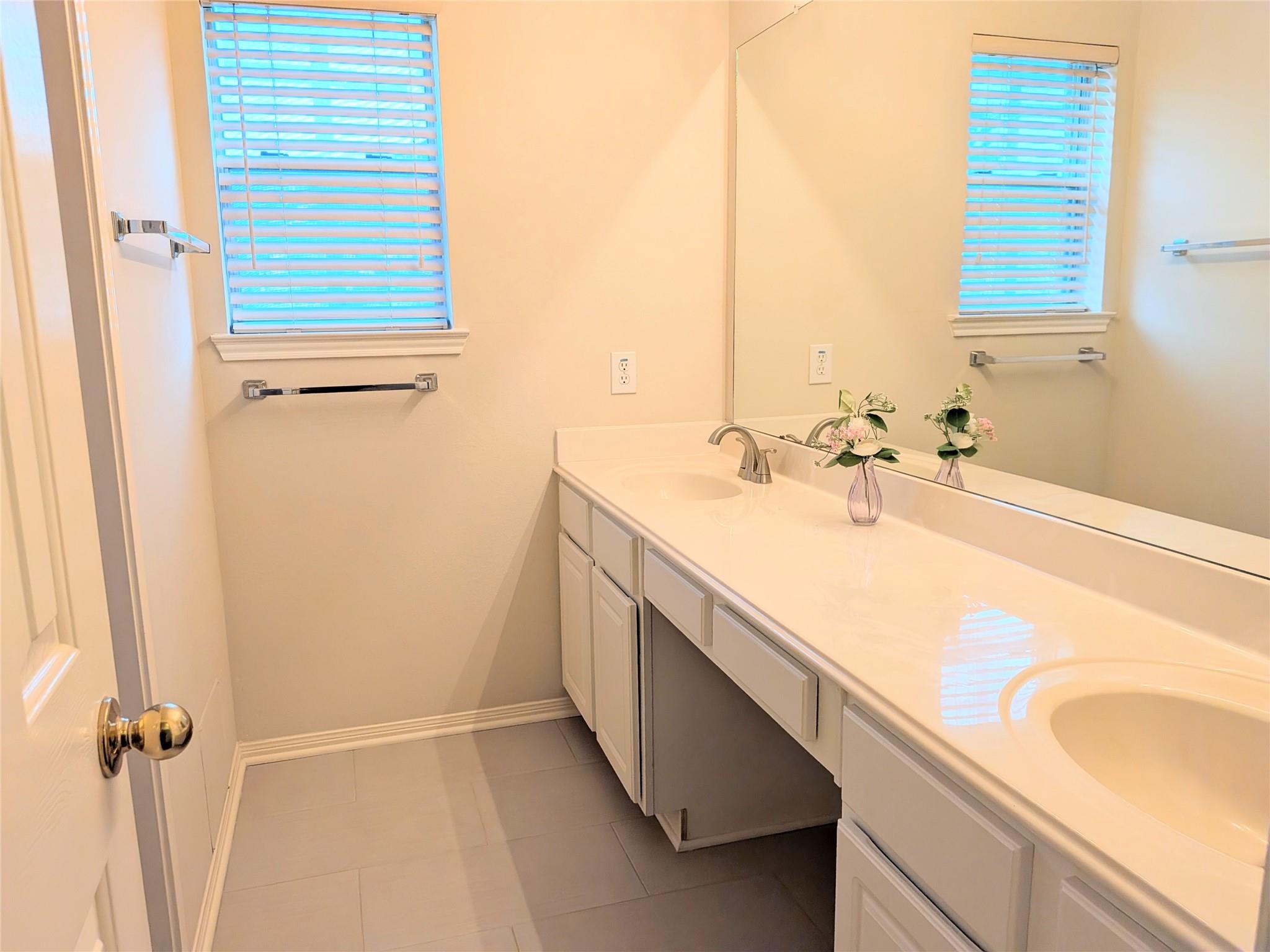 14411 Berrington Drive Property Photo 22