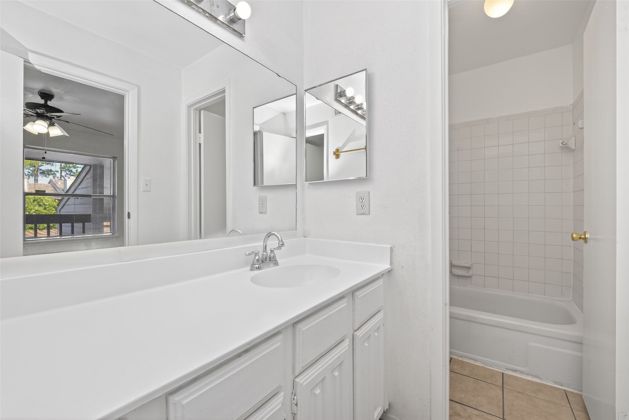 6001 Reims Road 802 Property Photo 22