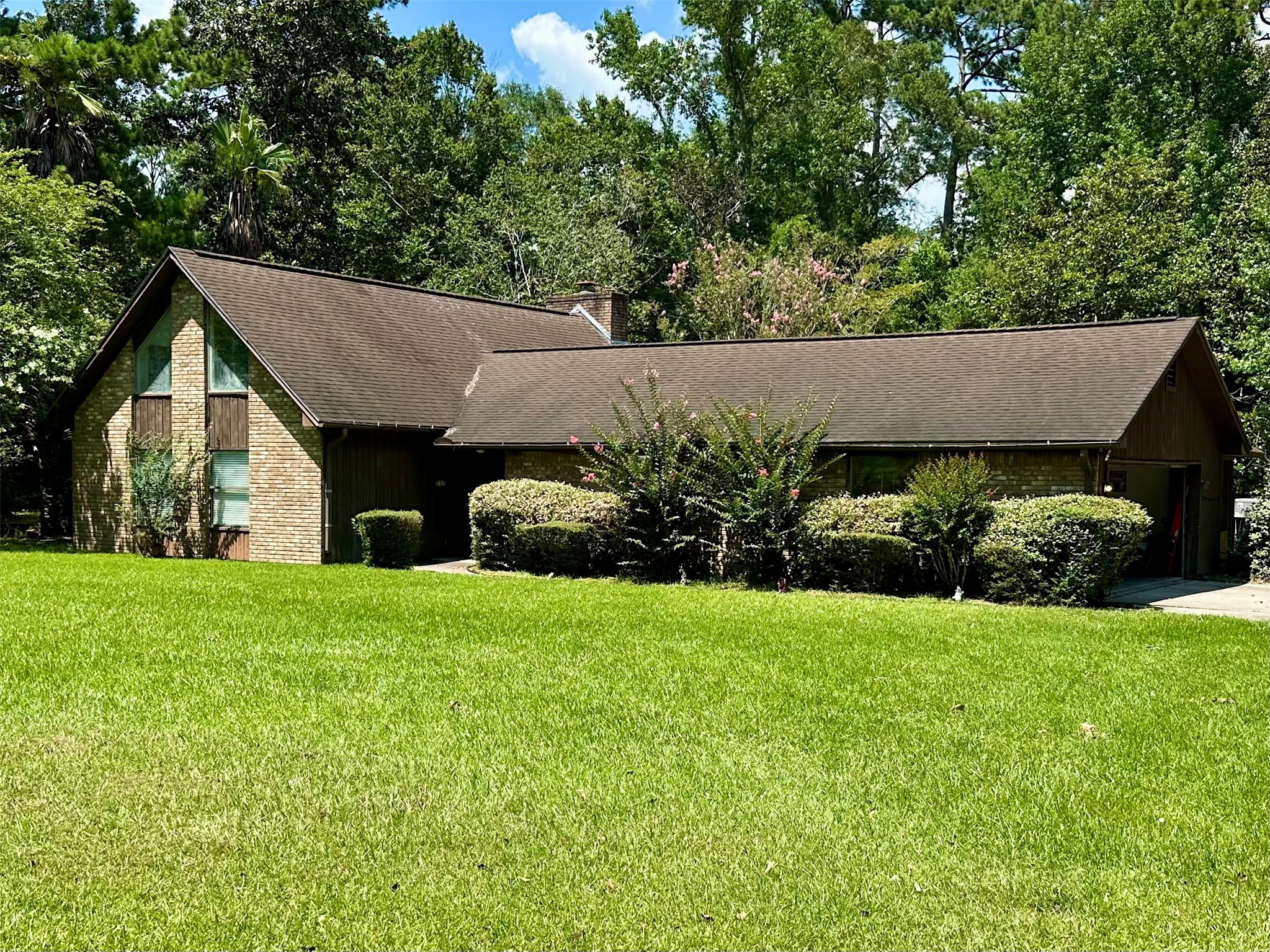180 Laurie Lane Property Photo 2