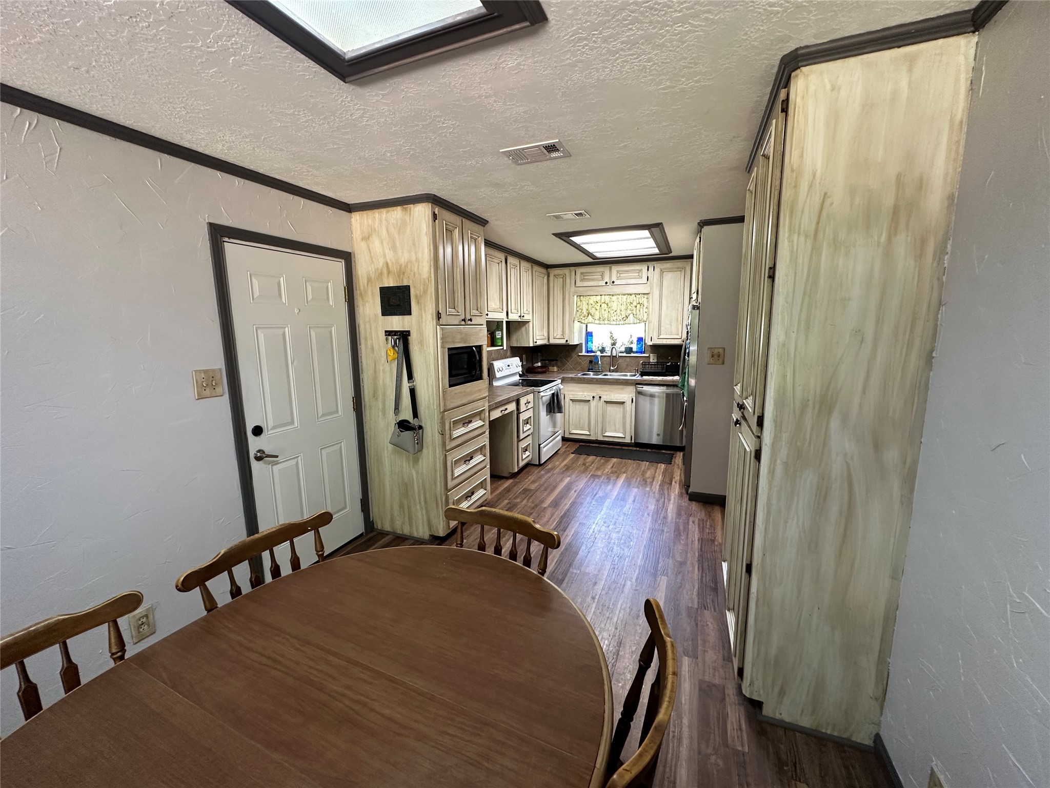 180 Laurie Lane Property Photo 27