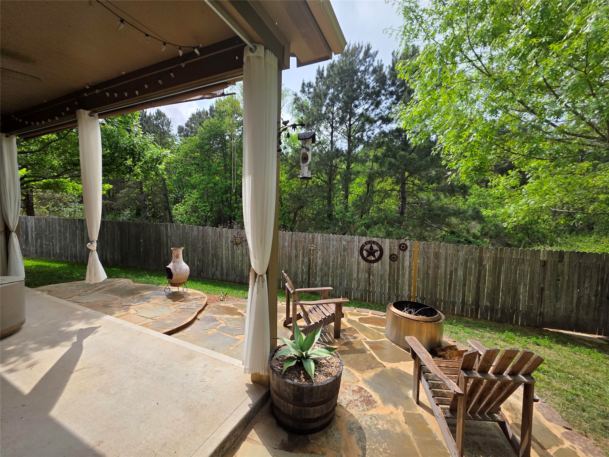 300 Pine Mist Lane Property Photo 4