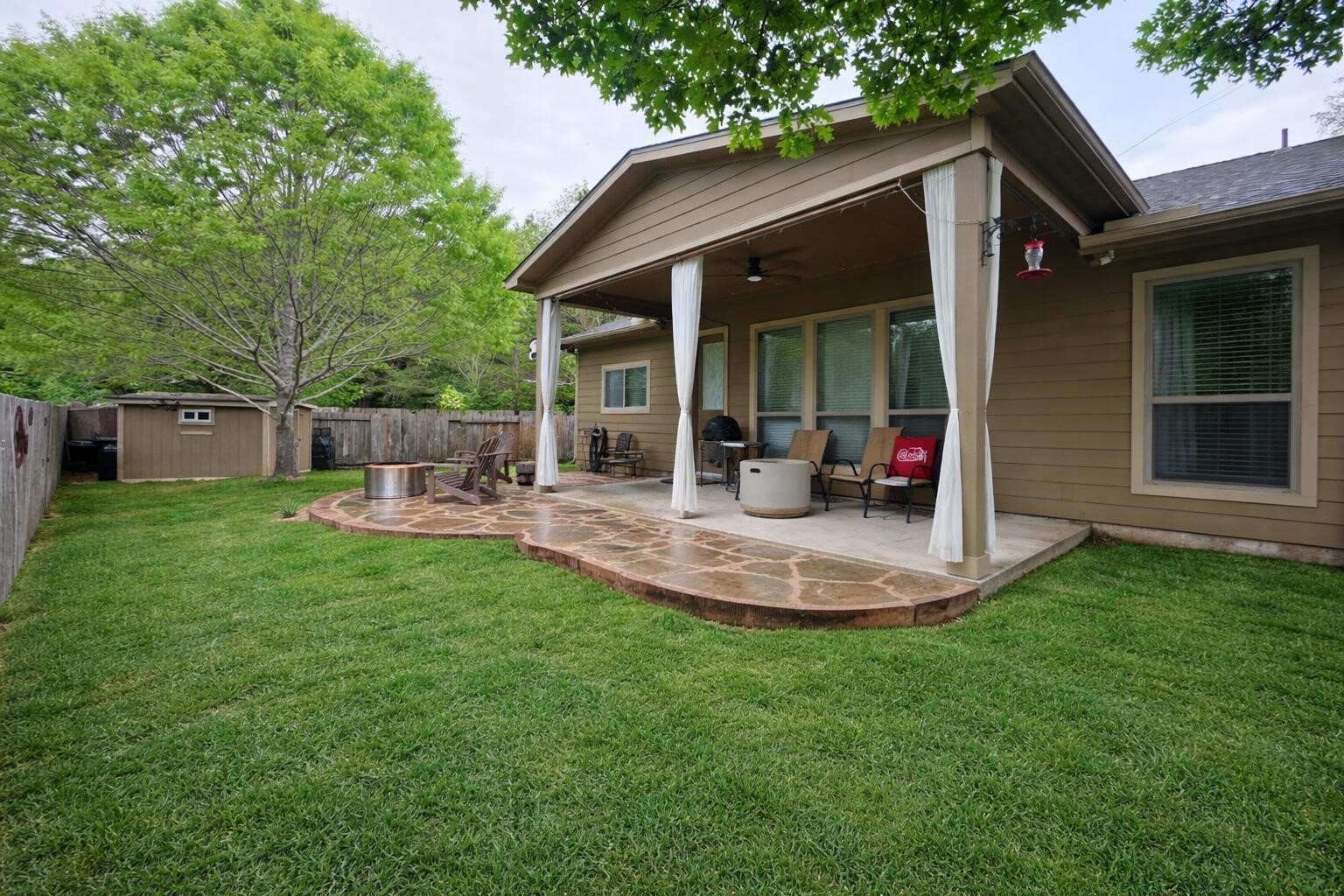 300 Pine Mist Lane Property Photo 5