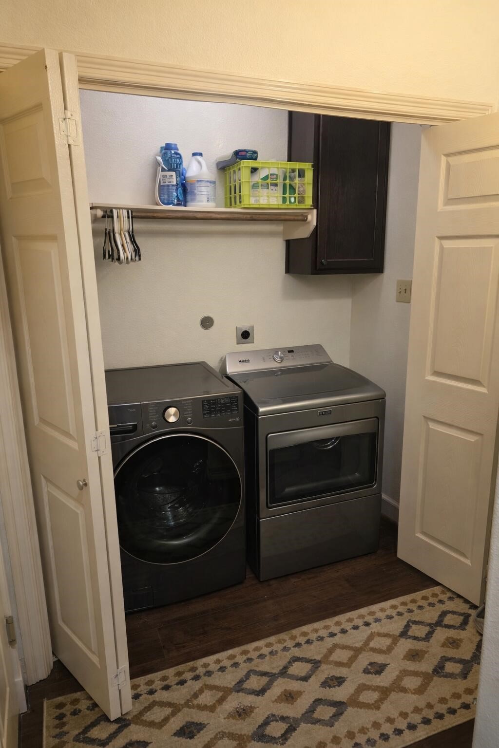300 Pine Mist Lane Property Photo 15