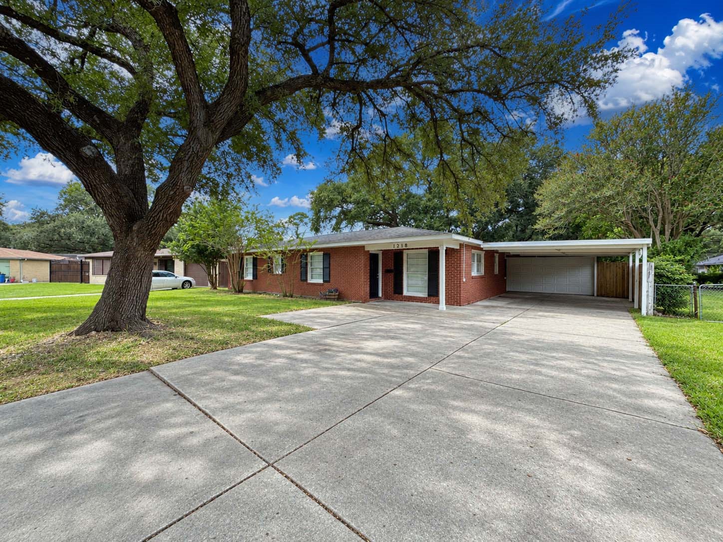 1218 Kirsten Street Property Photo 3