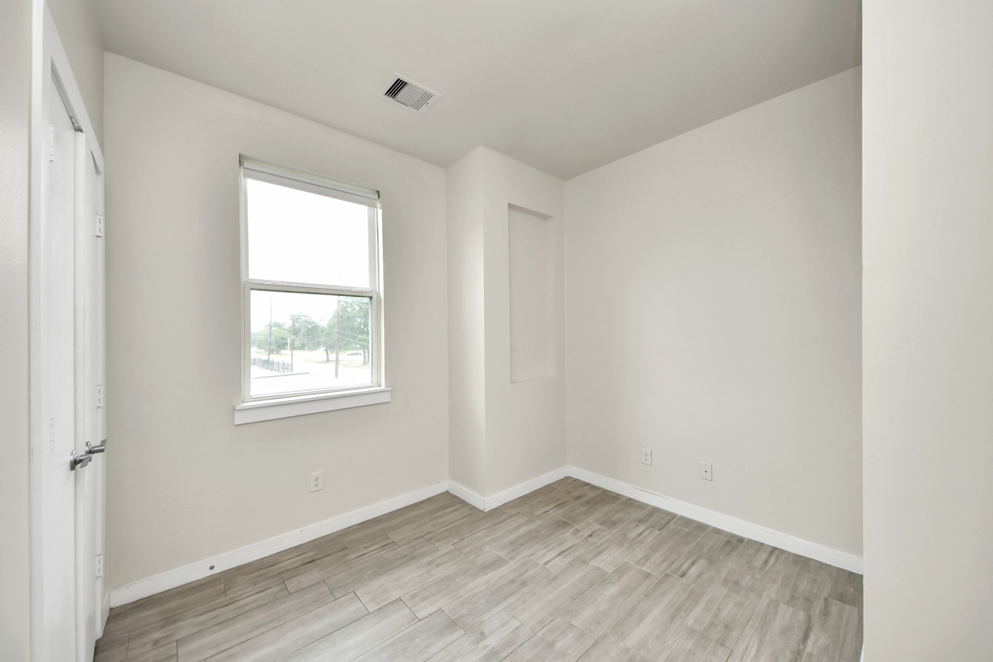 4228 Bellfort Street Property Photo 29