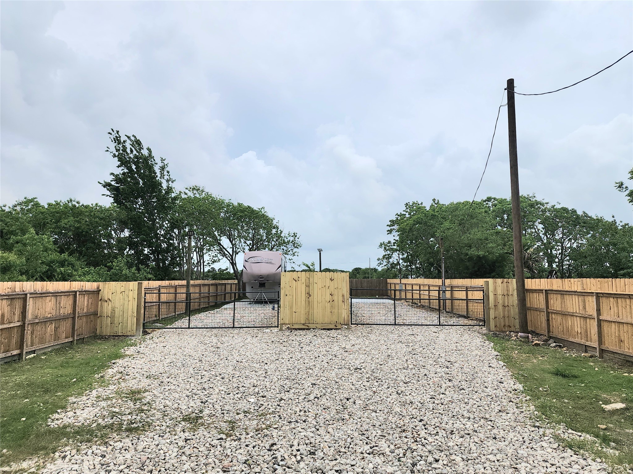 715 9th Street Property Photo 2