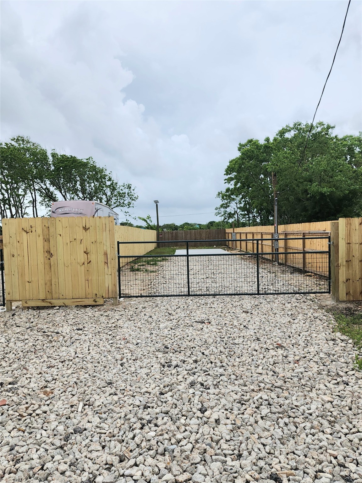 715 9th Street Property Photo 5