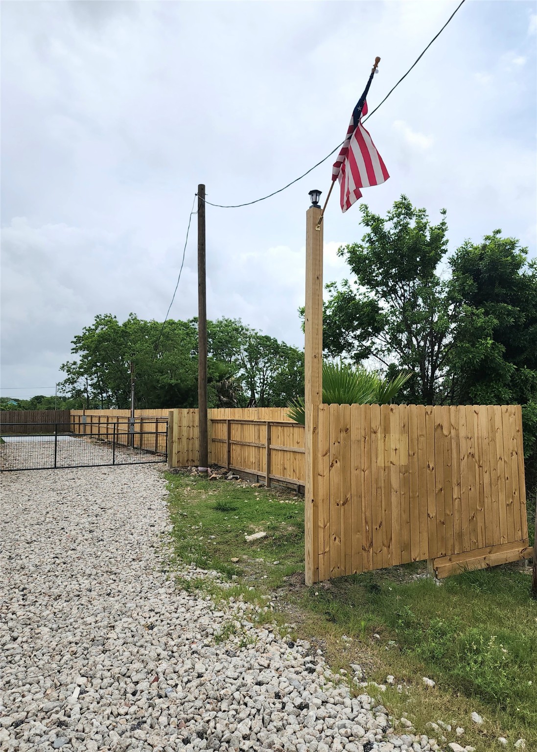 715 9th Street Property Photo 9