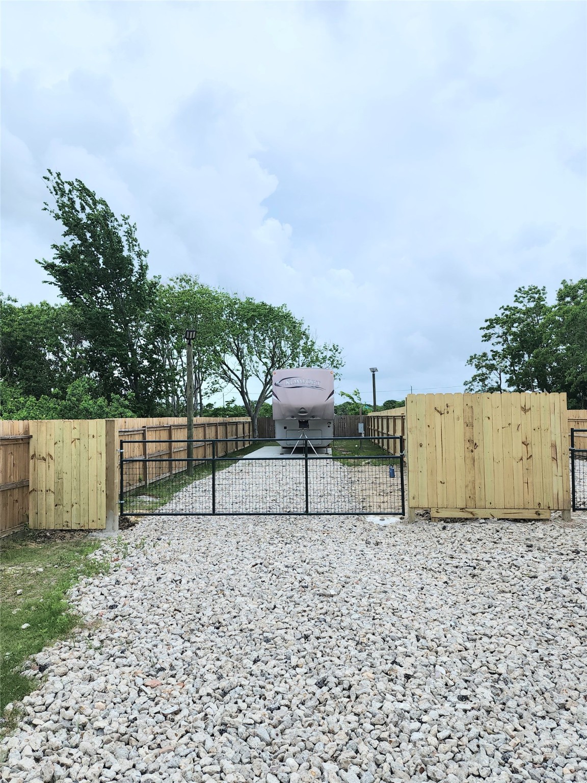 715 9th Street Property Photo 10