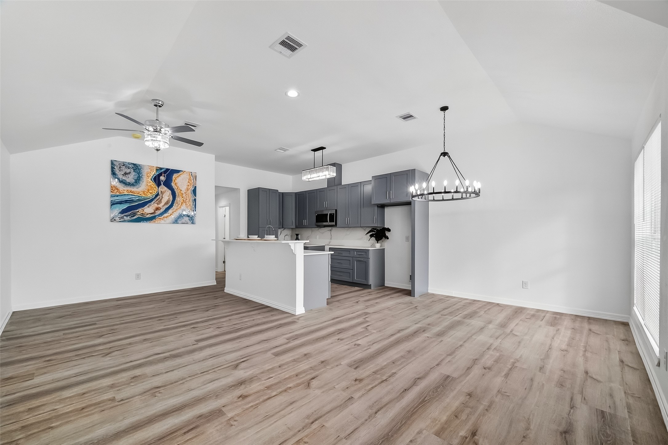 7725 Hoffman Street A B Property Photo 5