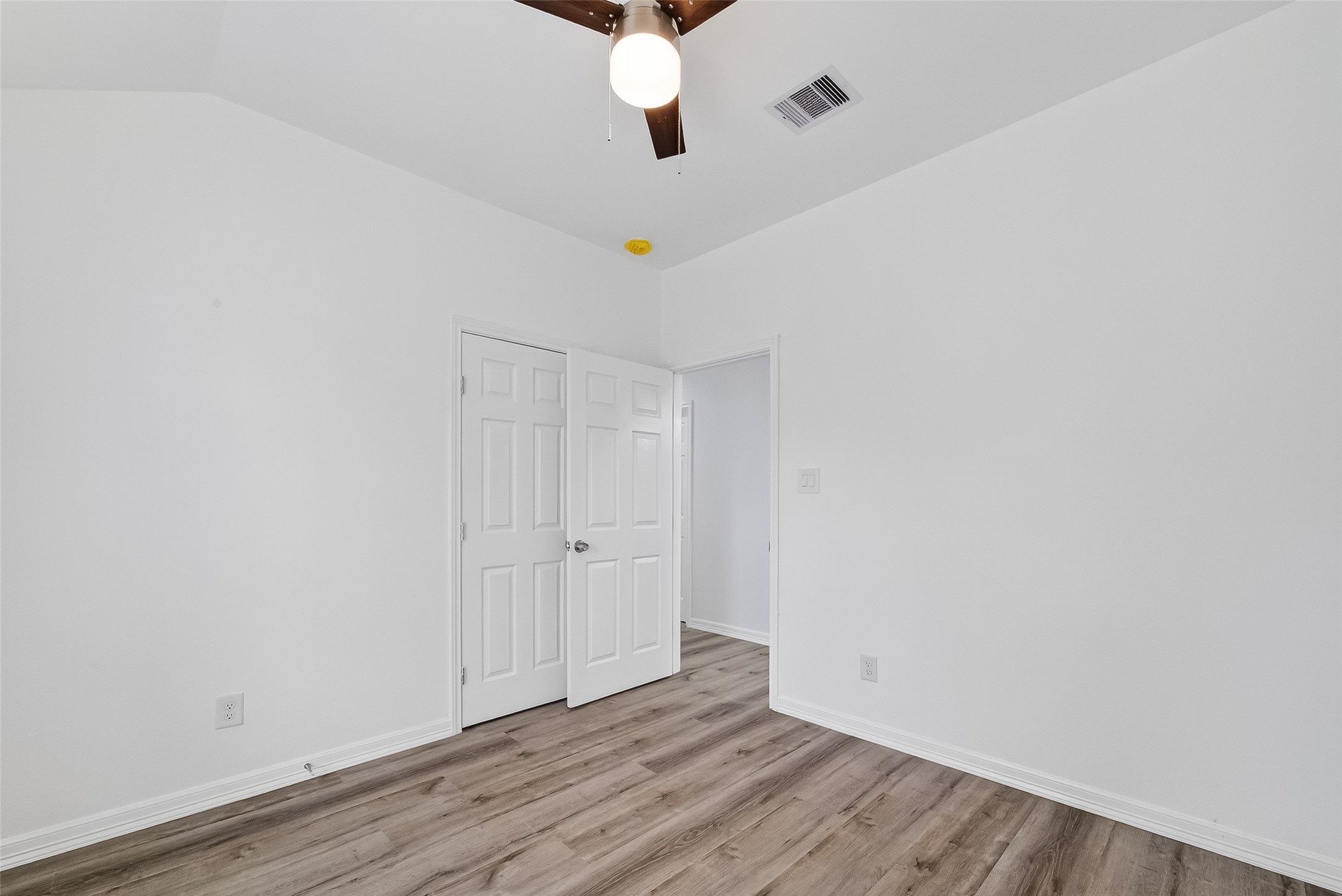 7725 Hoffman Street A B Property Photo 6