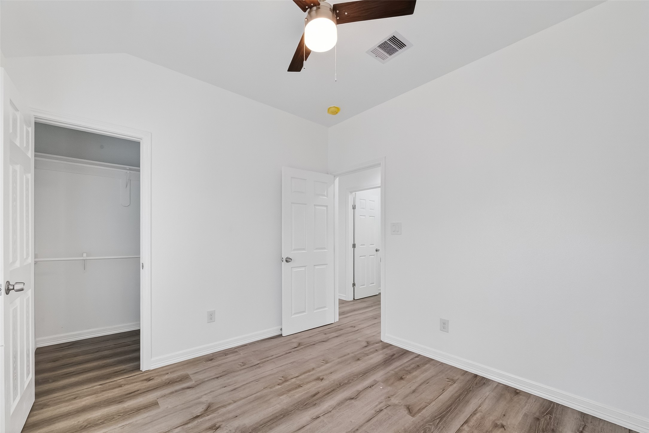 7725 Hoffman Street A B Property Photo 26