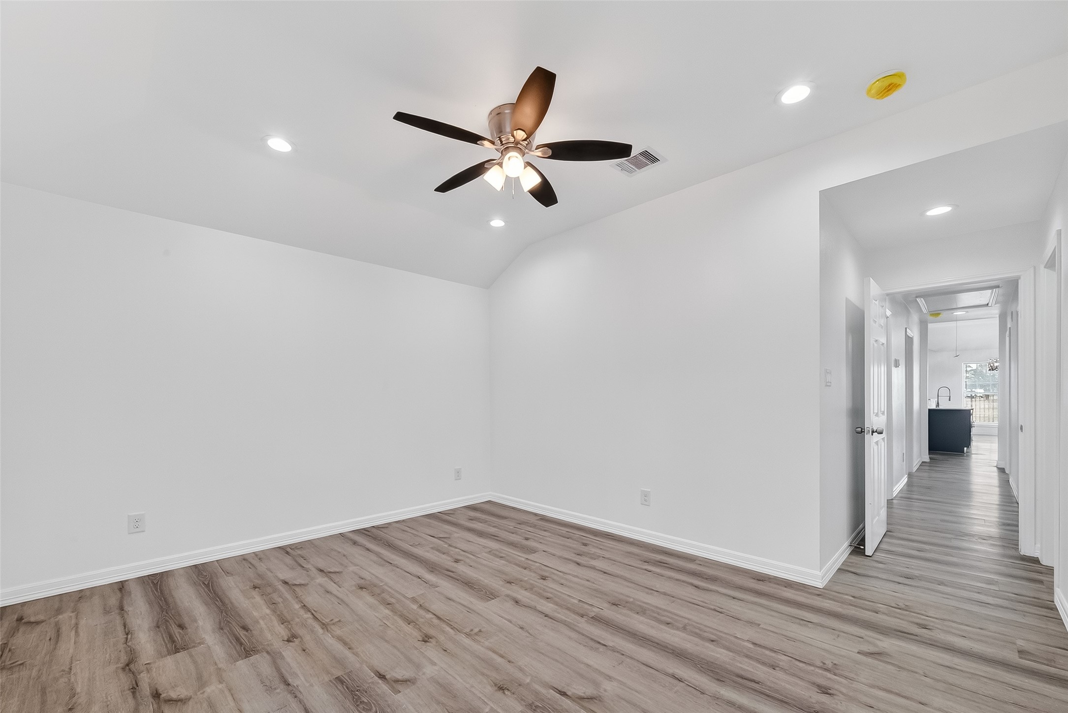 7725 Hoffman Street A B Property Photo 30