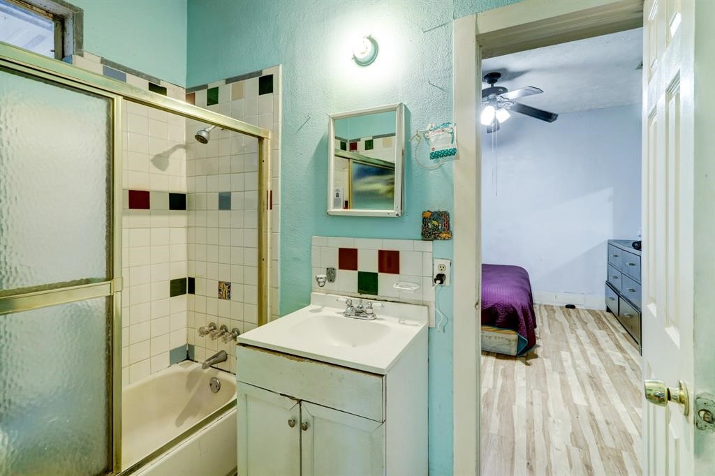 917 Terminal Street Property Photo 6