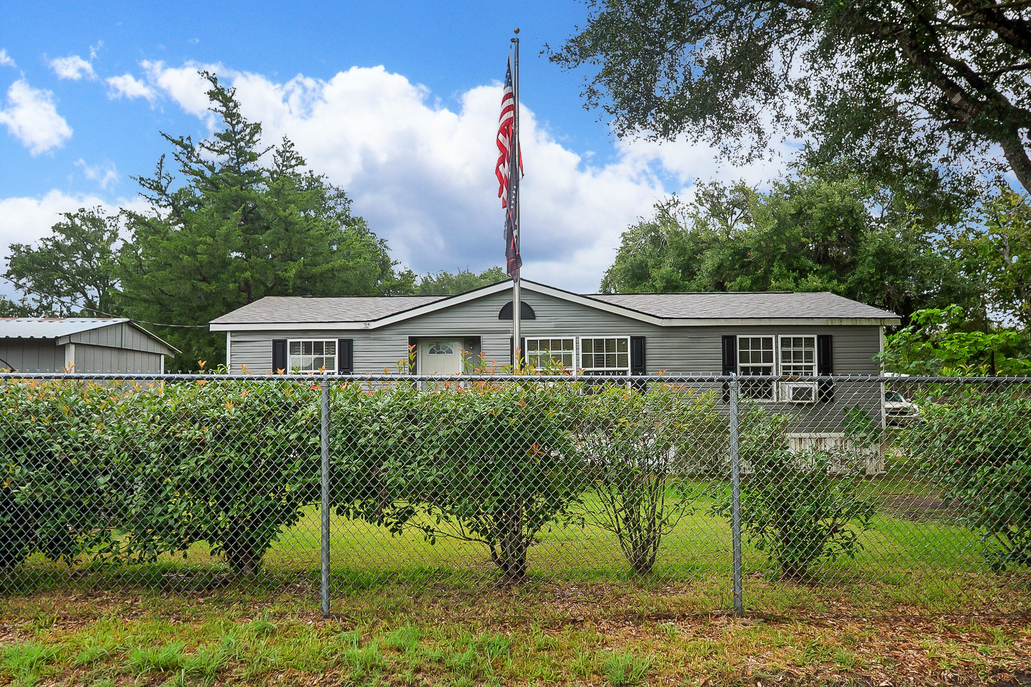 5027 Farmer Road Property Photo 3