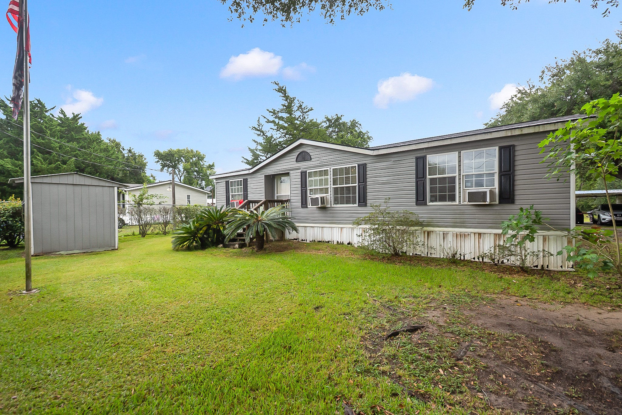 5027 Farmer Road Property Photo 6