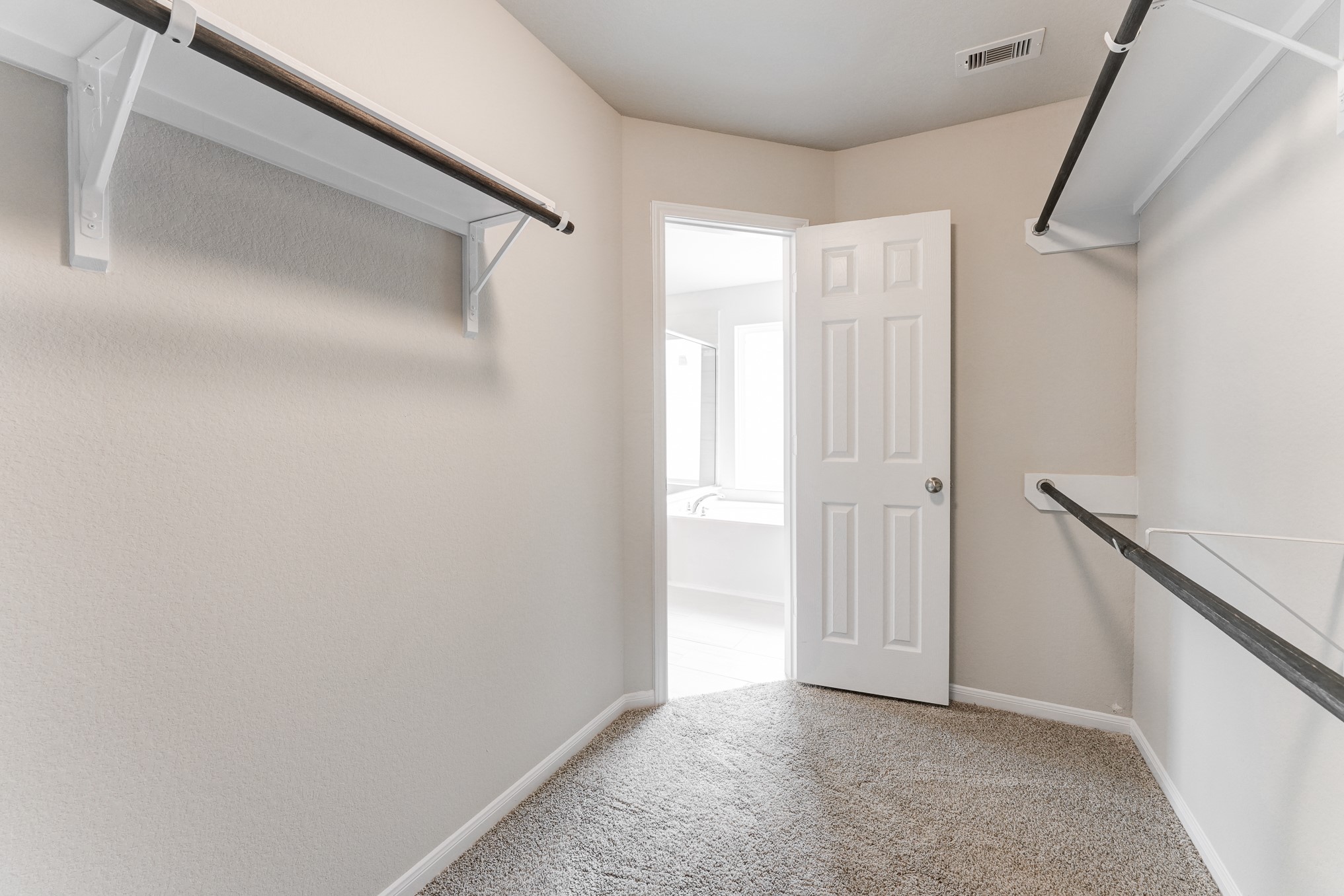 2634 Sunlit Meadow Trail Property Photo 24