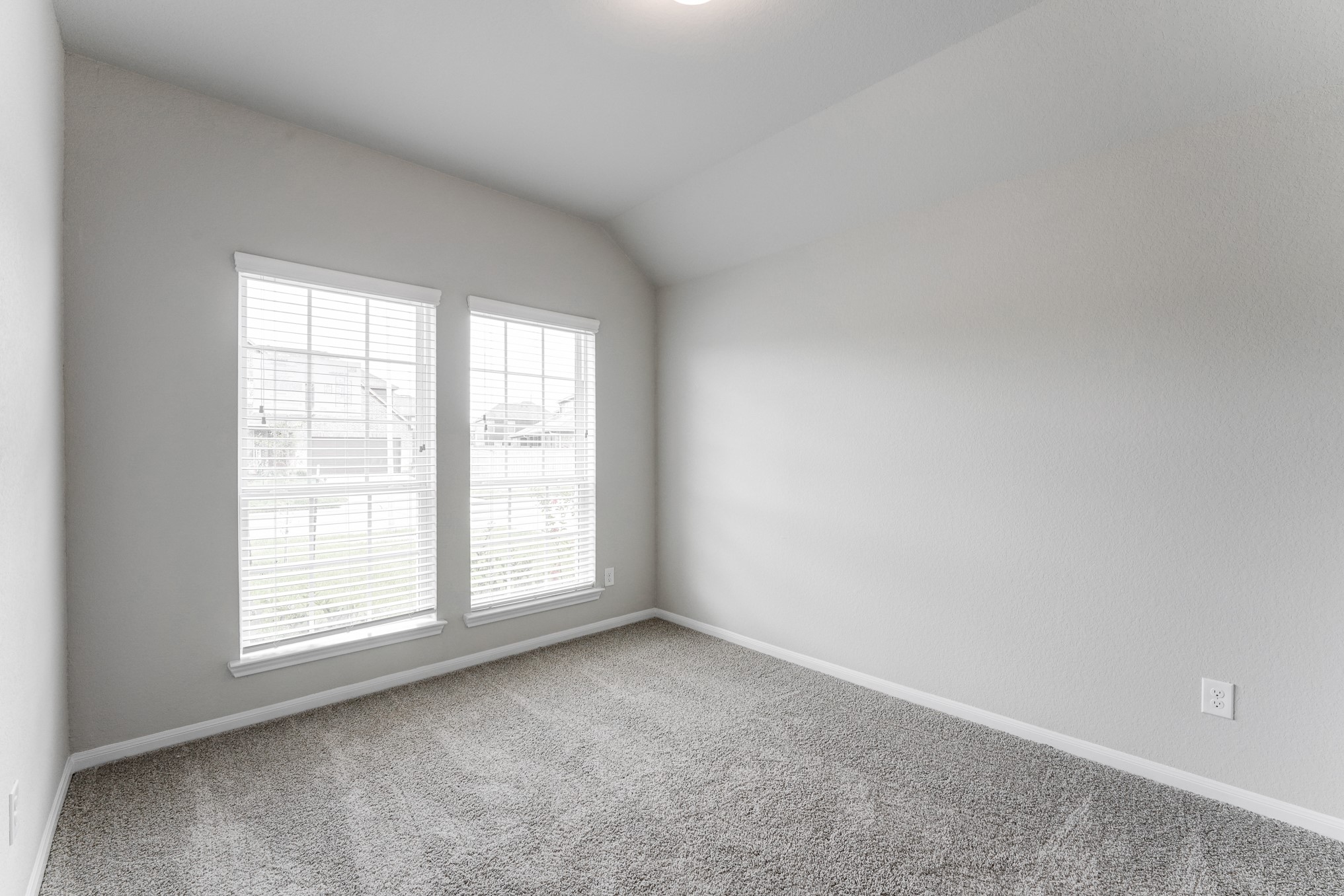 2634 Sunlit Meadow Trail Property Photo 25