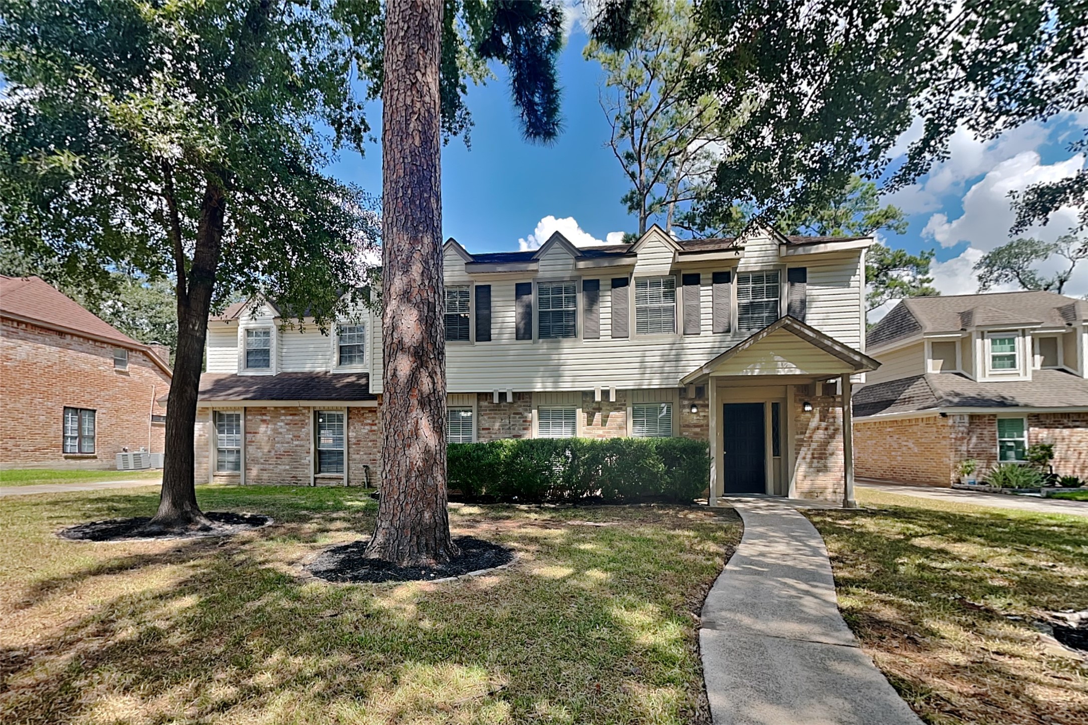 18202 Trace Forest Drive Property Photo 1