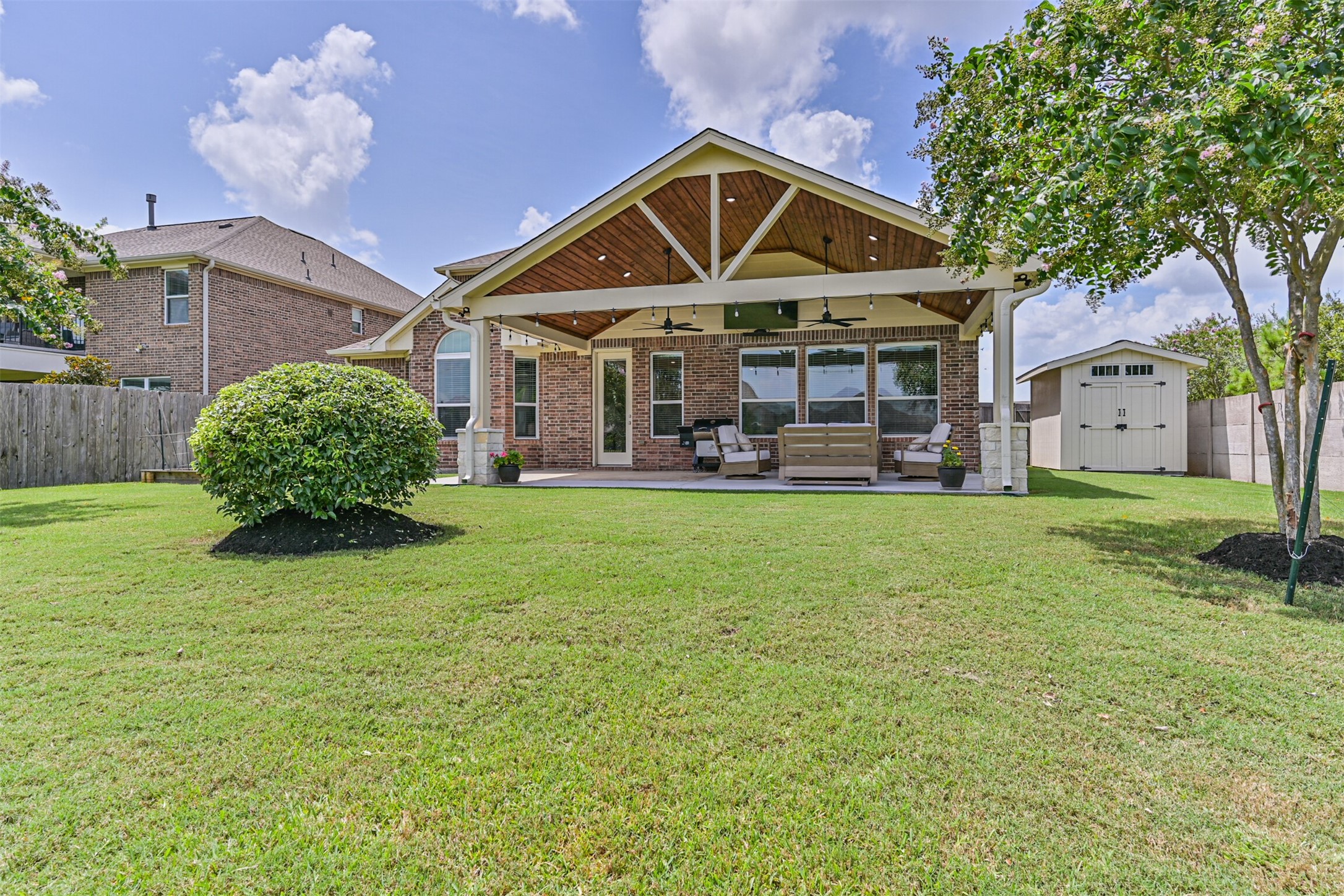 2303 Rosehill Garden Trail Property Photo 46