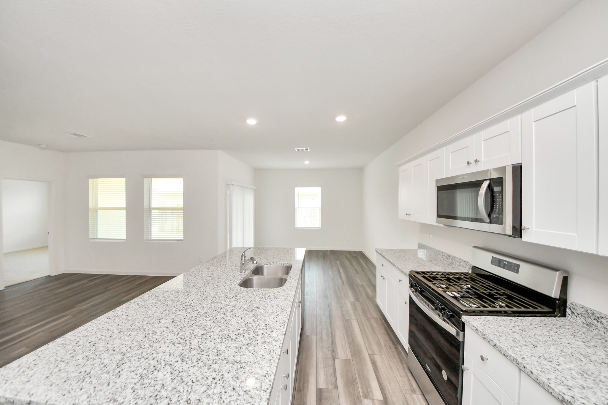 10304 Tuscan Valley Drive Property Photo 11