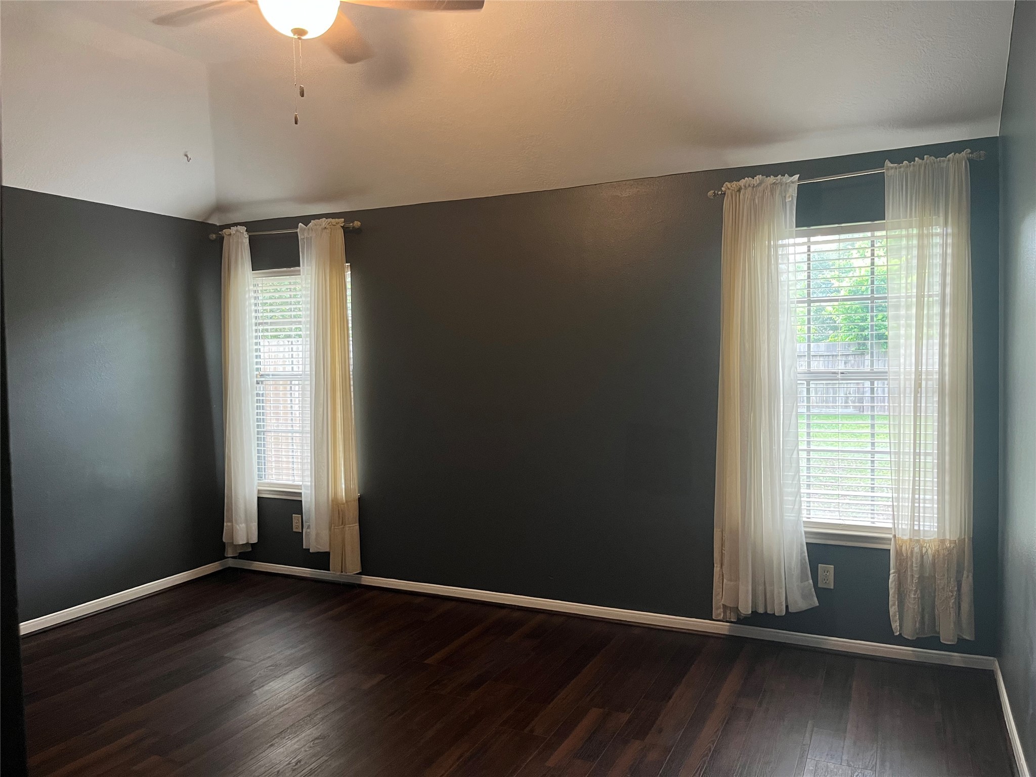 11302 Meadowchase Drive Property Photo 12