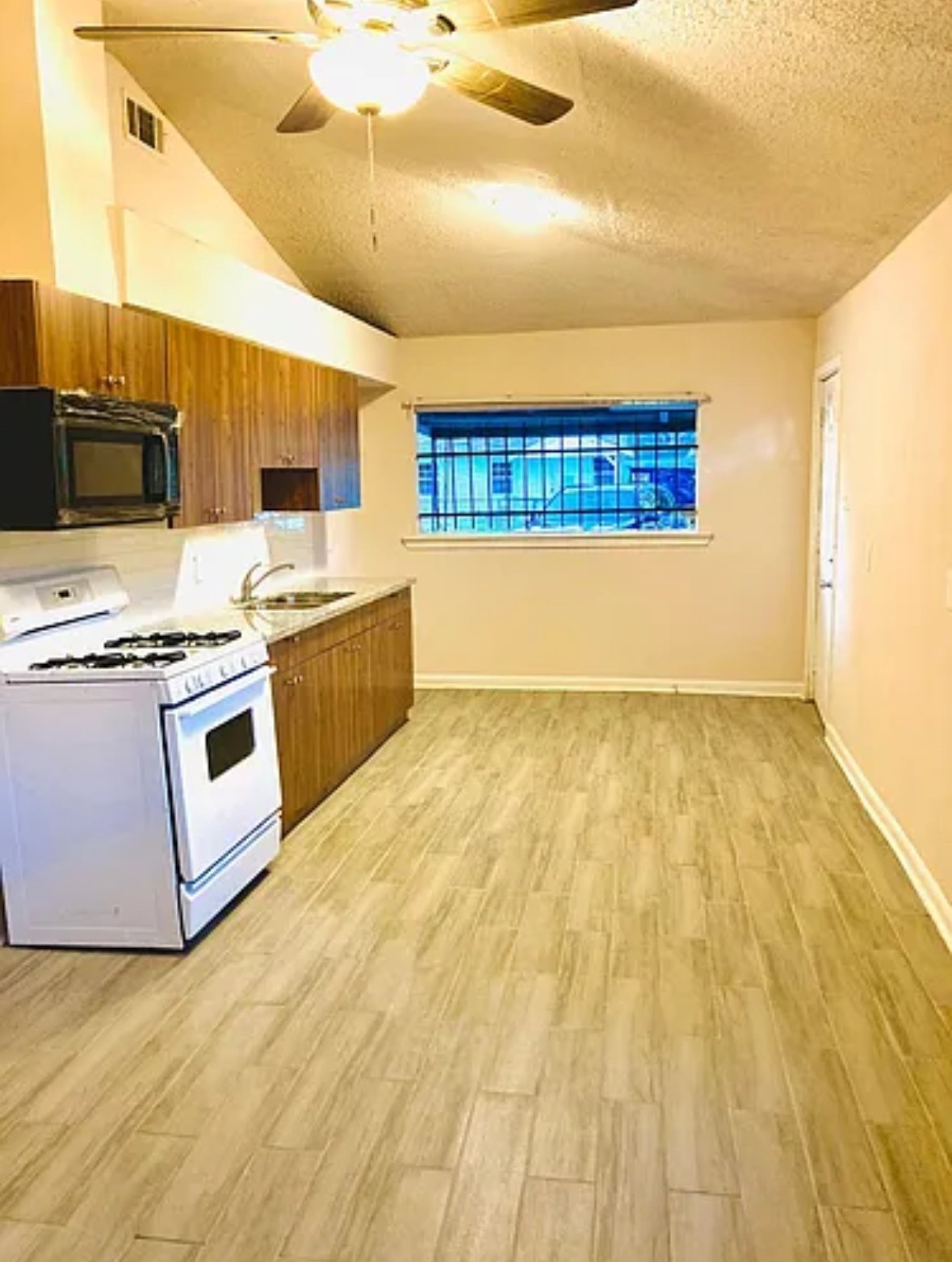 7339 Mountbatten Road Property Photo 17