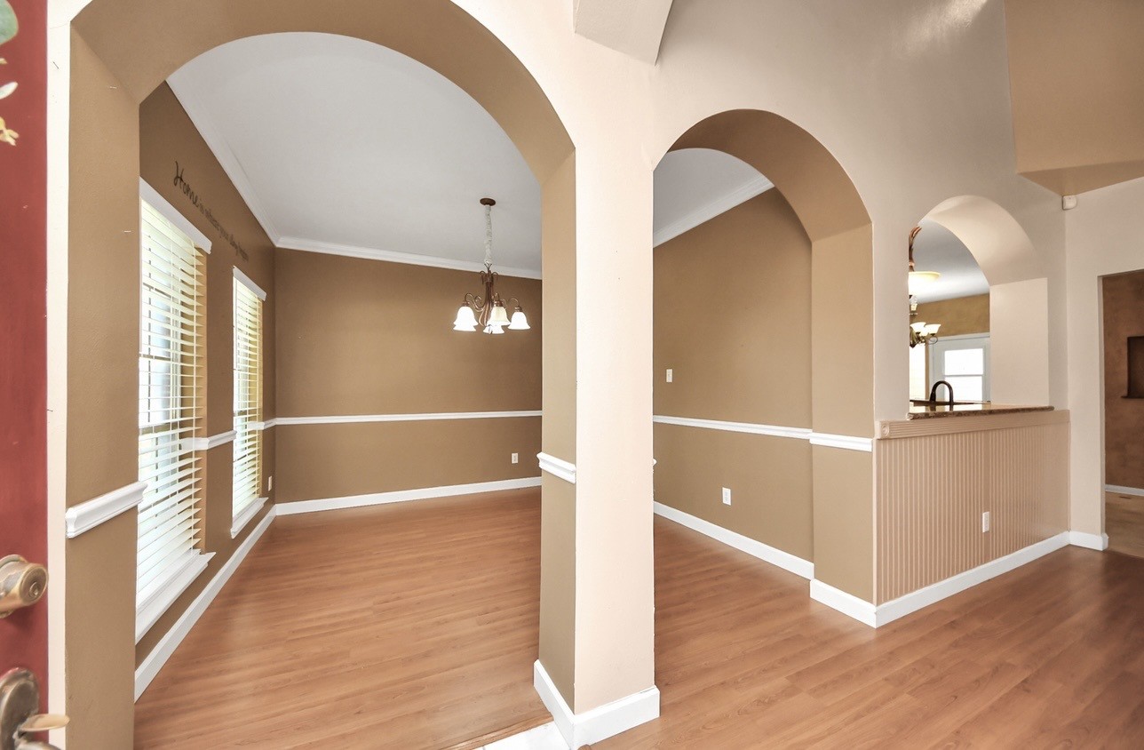 15902 Timber Run Drive Property Photo 4