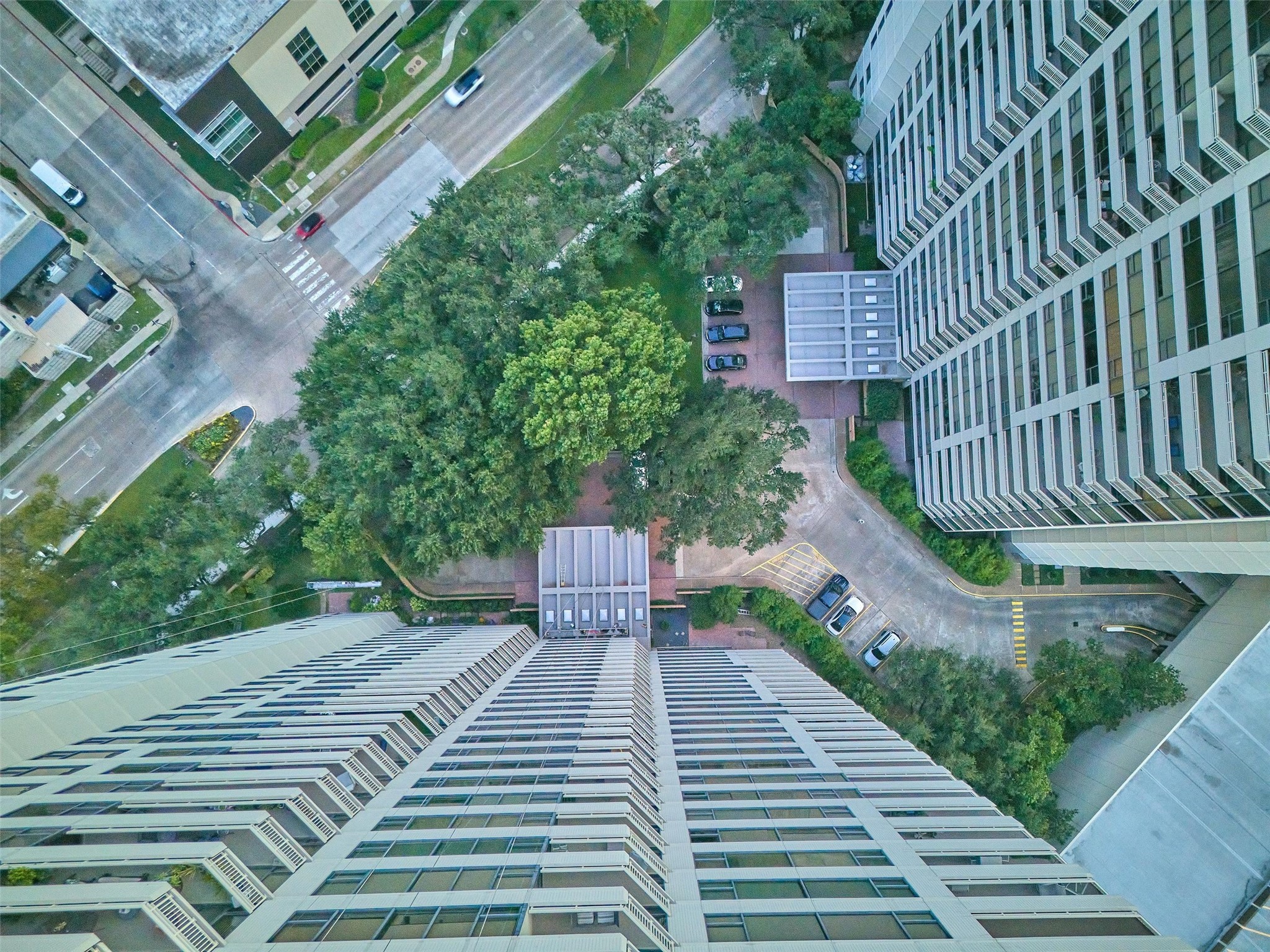 14 Greenway Plaza 9o Property Photo 21
