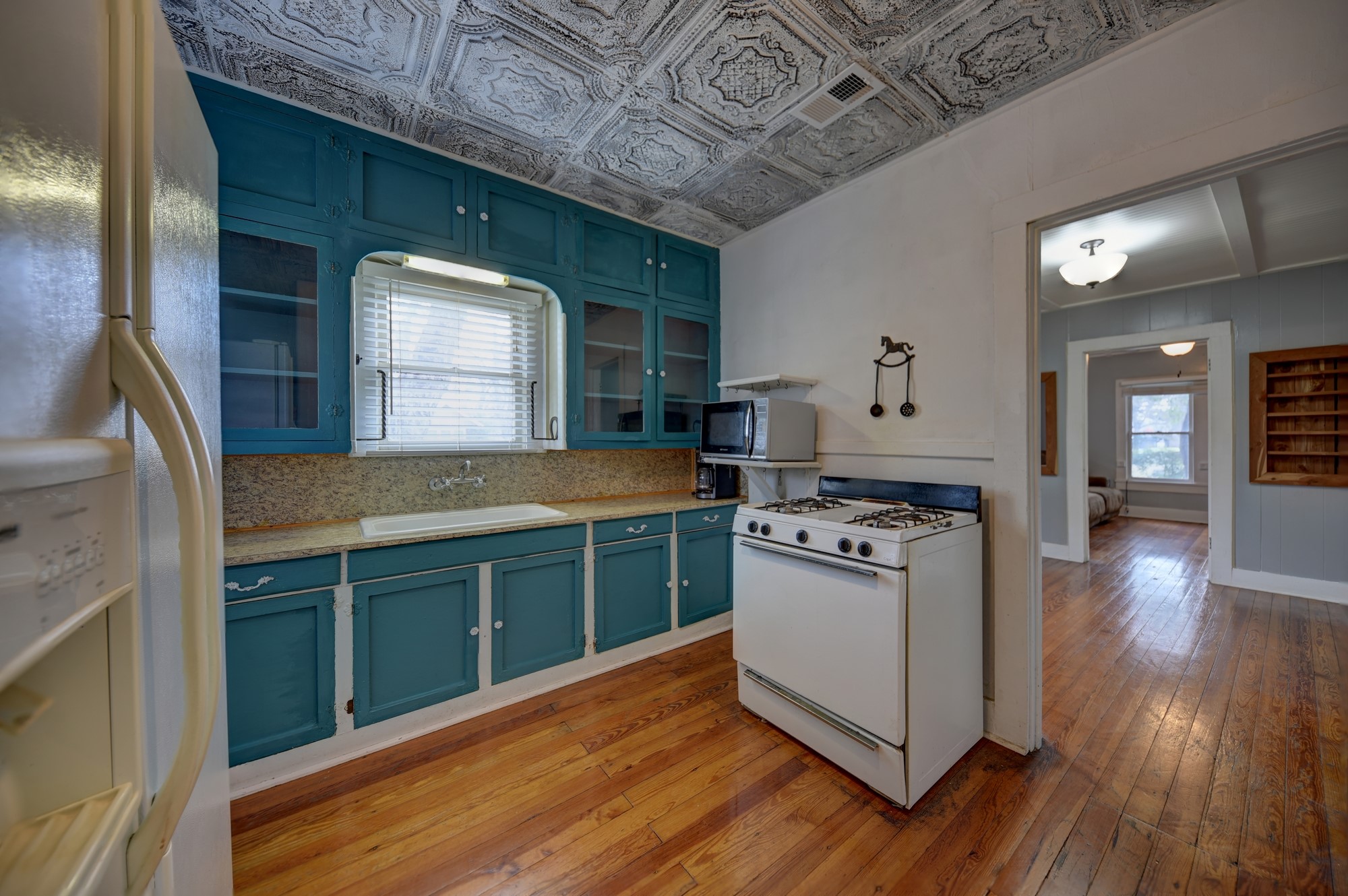 239 N Monroe Property Photo 5