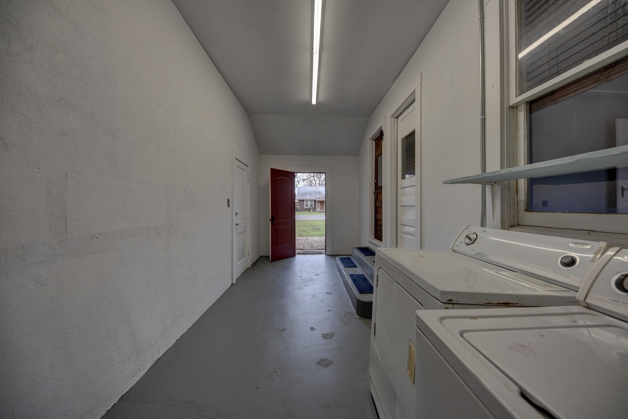 239 N Monroe Property Photo 36