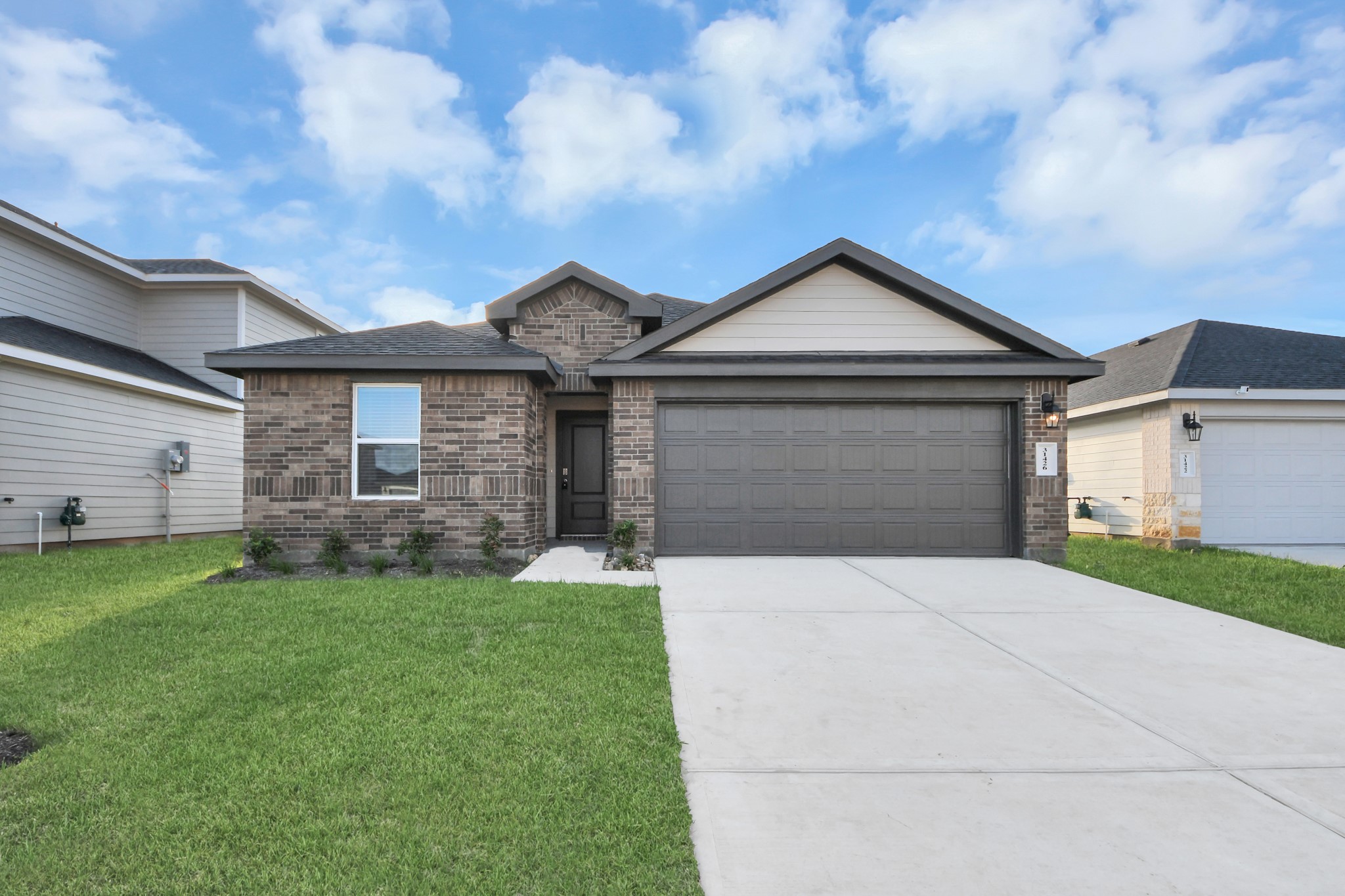 31426 Harp Ridge Drive Property Photo 1