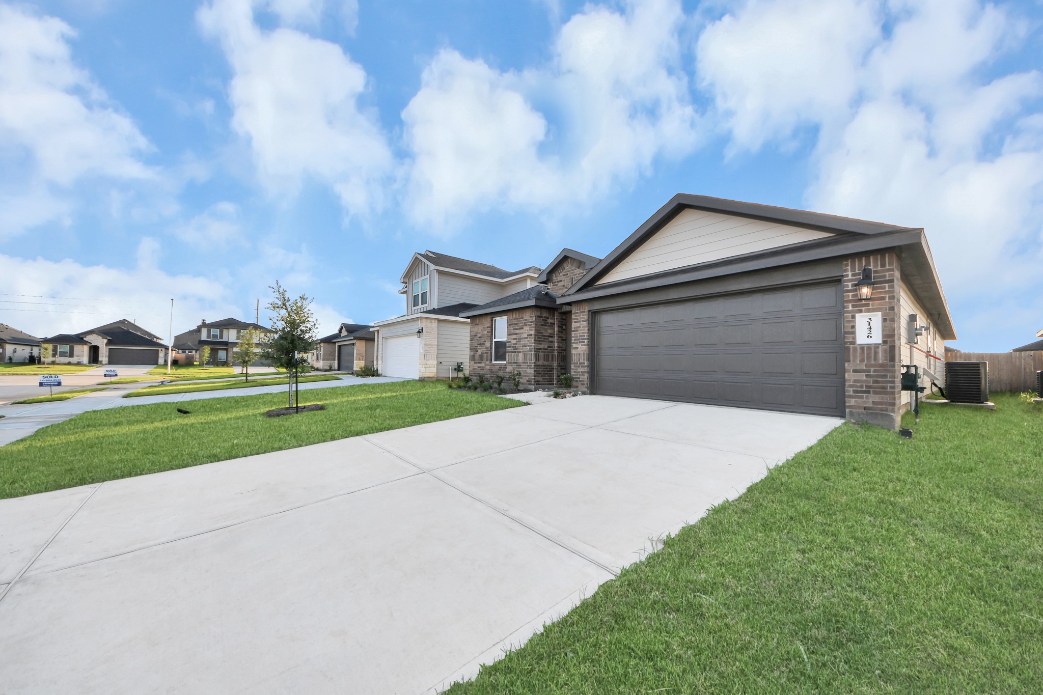 31426 Harp Ridge Drive Property Photo 5